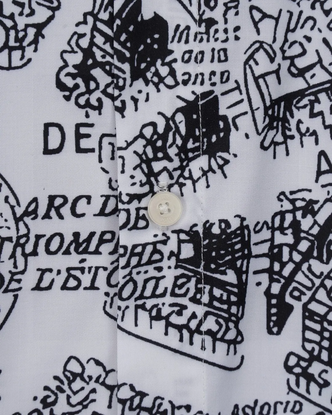 🅿️296 DIOR Dior's hot style is coming. Paris map architectural elements digitally printed long-sleeved shirt. 2025ss official website new long-sleeved shirt. Beautifully printed logo. High-end version. Customized fabrics at the counter. Highly breathable and comfortable. Seiko production. Impeccable detail processing. Customized logo engraved buttons. Three complete labels. Brand element design concept reflects high quality. It feels delicate and soft! It presents a casual cut and the upper body shape is great! 🐍Size: M-XXL