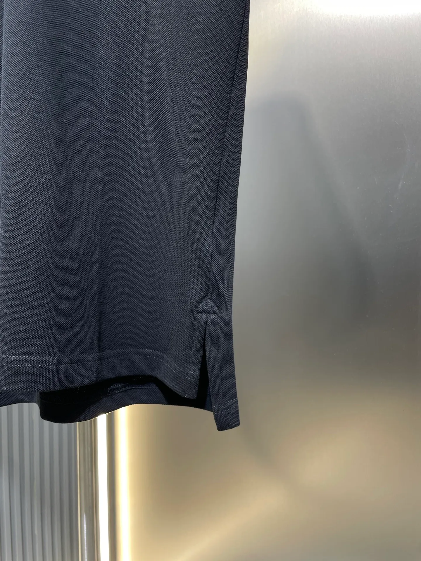 🅿️340 Dior Diamond 🌟【Top original order】Patch polo shirt customized pique pure cotton sateen. Breathable air cotton. Enjoy the cotton feeling in the clouds. Soft and waxy to the touch. Light and draping. With its black color as deep as the night sky, it interprets the ultimate low-key and luxury. The Dior Diamond rubber patch logo on the chest is vividly displayed on the clothes, highlighting the unique identity and charm. Noble choice with extraordinary taste. Craftsmanship 1: Imported special machine infrared positioning "Dior patch" is used to position the "Dior patch" more accurately and firmly. Process 2: The fabrics are washed and feel better. Not easy to deform, not easy to shrink, not easy to fade, and maintain long-term beauty. Accessories: Customized 1:1 Dior patch. Customized 1:1 Dior laser real shell buttons. Customized 1:1 Dior trademark. Version: Loose version. Size: S M L XL