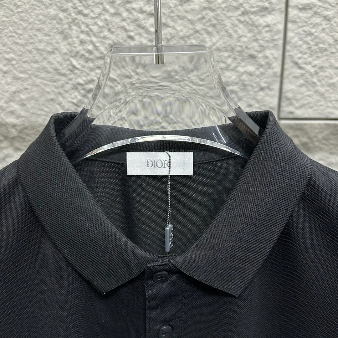 🅿️180 Dio*Dior* short-sleeved POLO 2025 spring and summer new style Simple letter embroidered pique fabric Short-sleeved polo stand-up collar Unisex Size: M L XL 2XL 3XL Color: Black White