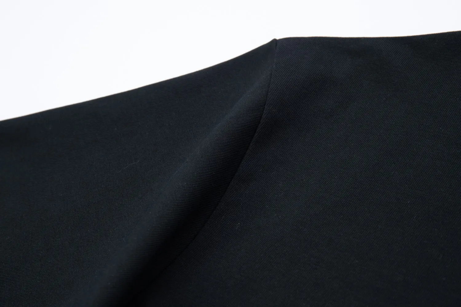 🅿️200 High quality ✨DIO✨🆕Classic logo letter pattern short sleeves. Official website synchronization, pure cotton fabric at the counter! Comfortable against the skin, durable and easy to wear, classic and simple logo design, meticulous original craftsmanship, customized 290G same vat dyed fabric, very comfortable to the touch, latest brick cabinet synchronization OS off-shoulder version, fashionable and personalized, super versatile and good-looking, very suitable for both men and women, a must-have style, hang tag, collar label, washed wheat, complete with three labels, black and white. 2️⃣Color S M L XL