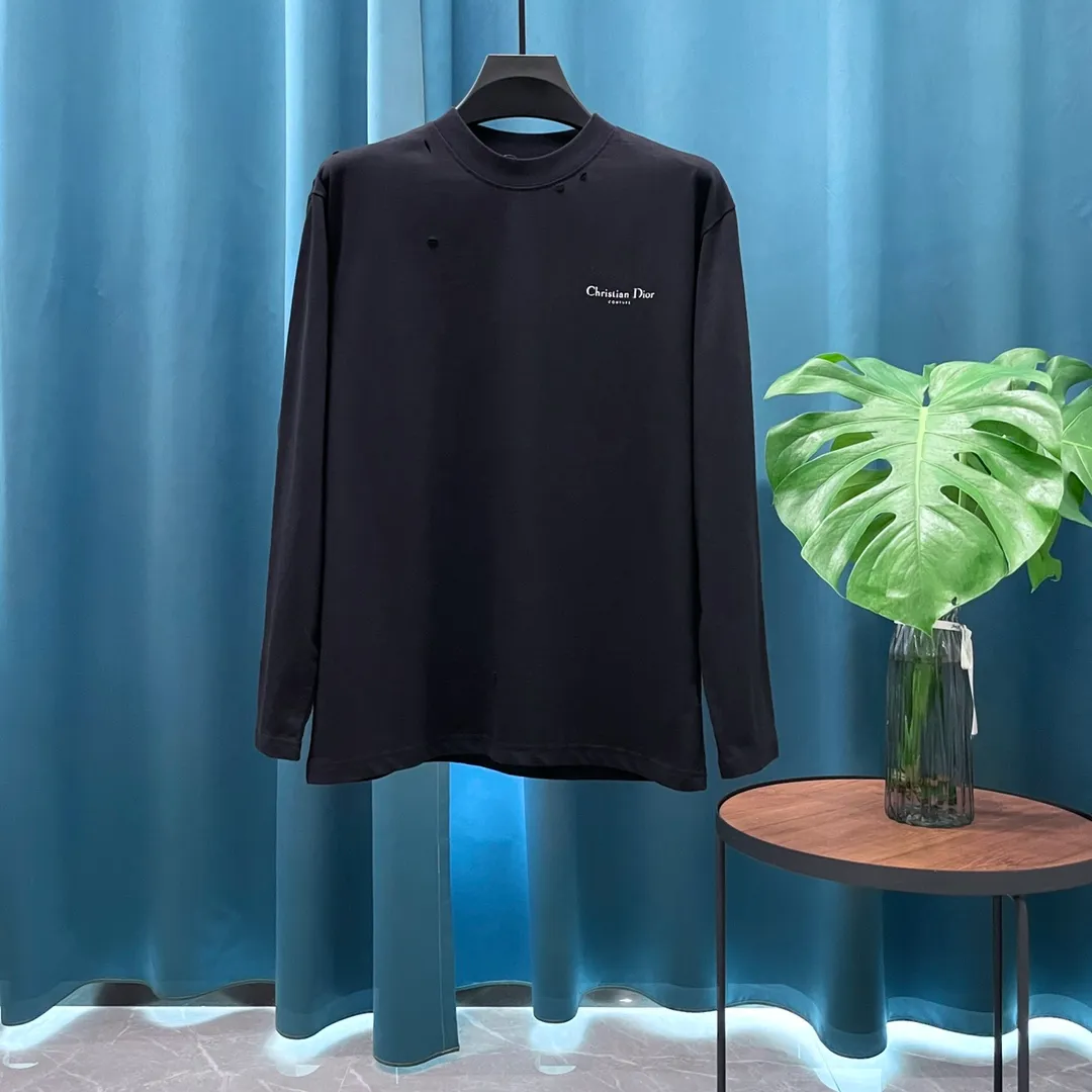 🅿️230 (heavy high version) Dior➡️Dior 24ss hole series printed logo long-sleeved T-shirt, high weight, impeccable details, highly classy and luxurious, casual and loose-shouldered cut. Size：S-XL