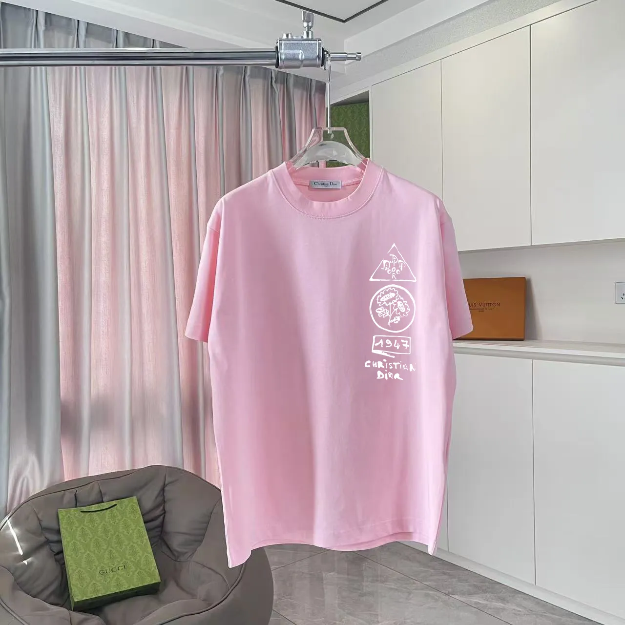 🅿️170 Dio*Dior 2025 summer new style Personalized letter logo printing Short-sleeved T-shirt Customized fabric 300g Same style for men and women Color: Black White Pink Iron Gray Size: S M L XL XXL Five codes​