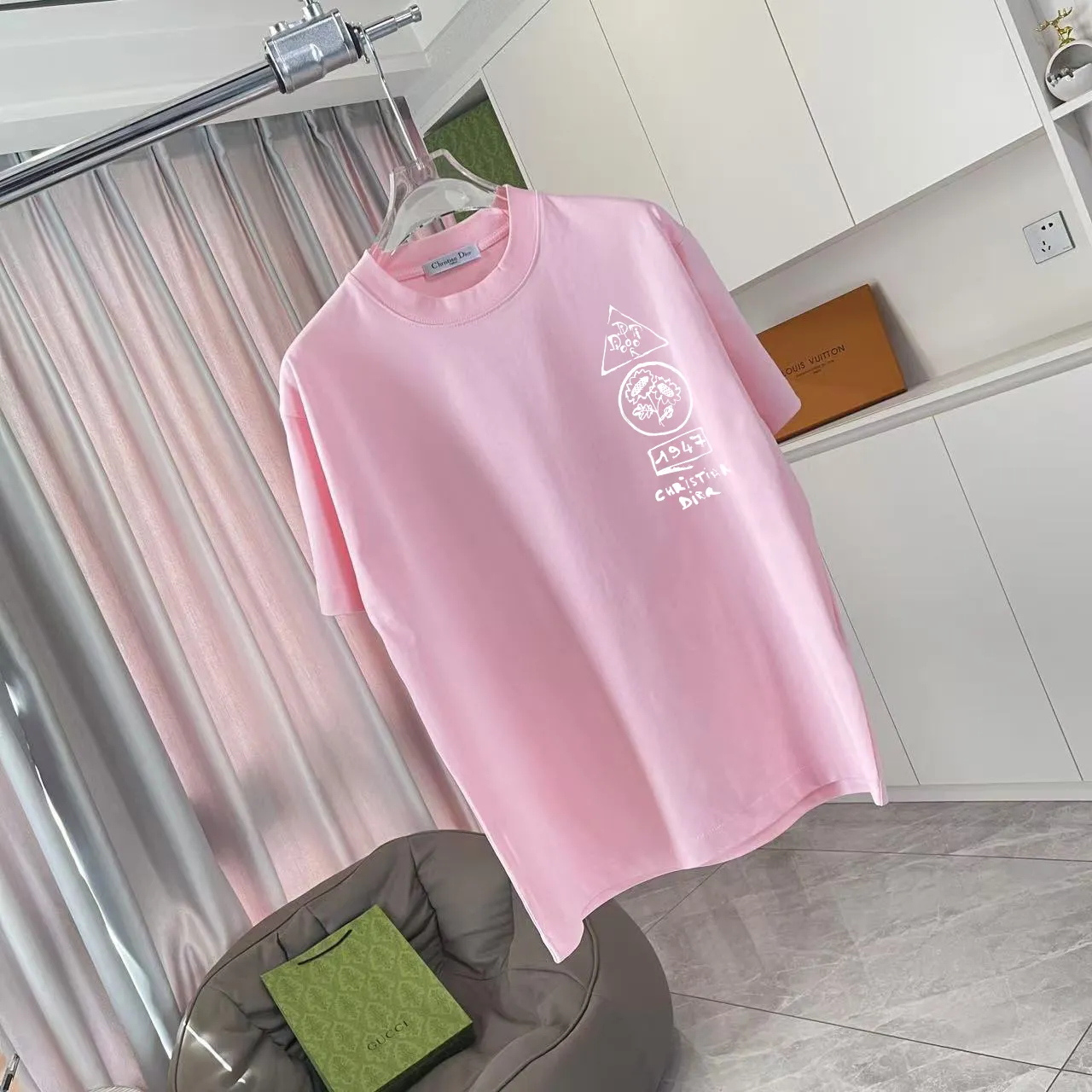 🅿️170 Dio*Dior 2025 summer new style Personalized letter logo printing Short-sleeved T-shirt Customized fabric 300g Same style for men and women Color: Black White Pink Iron Gray Size: S M L XL XXL Five codes​