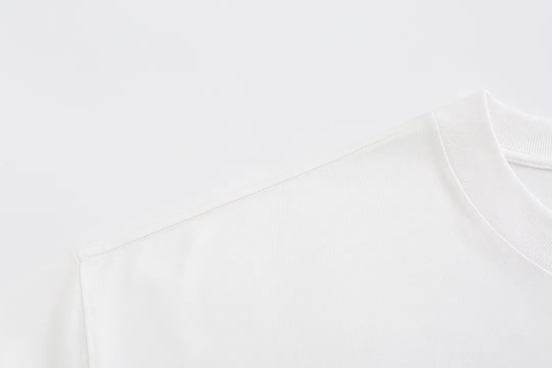 🅿️180 (Profit from cooperation) High-end quality Dior 2025Fall Spring and Summer Series Font logo short-sleeved T-shirt Different from ordinary printing Custom-woven 270G32 double yarn pure cotton fabric Loose version Same style for men and women Size: S M L XL XXL