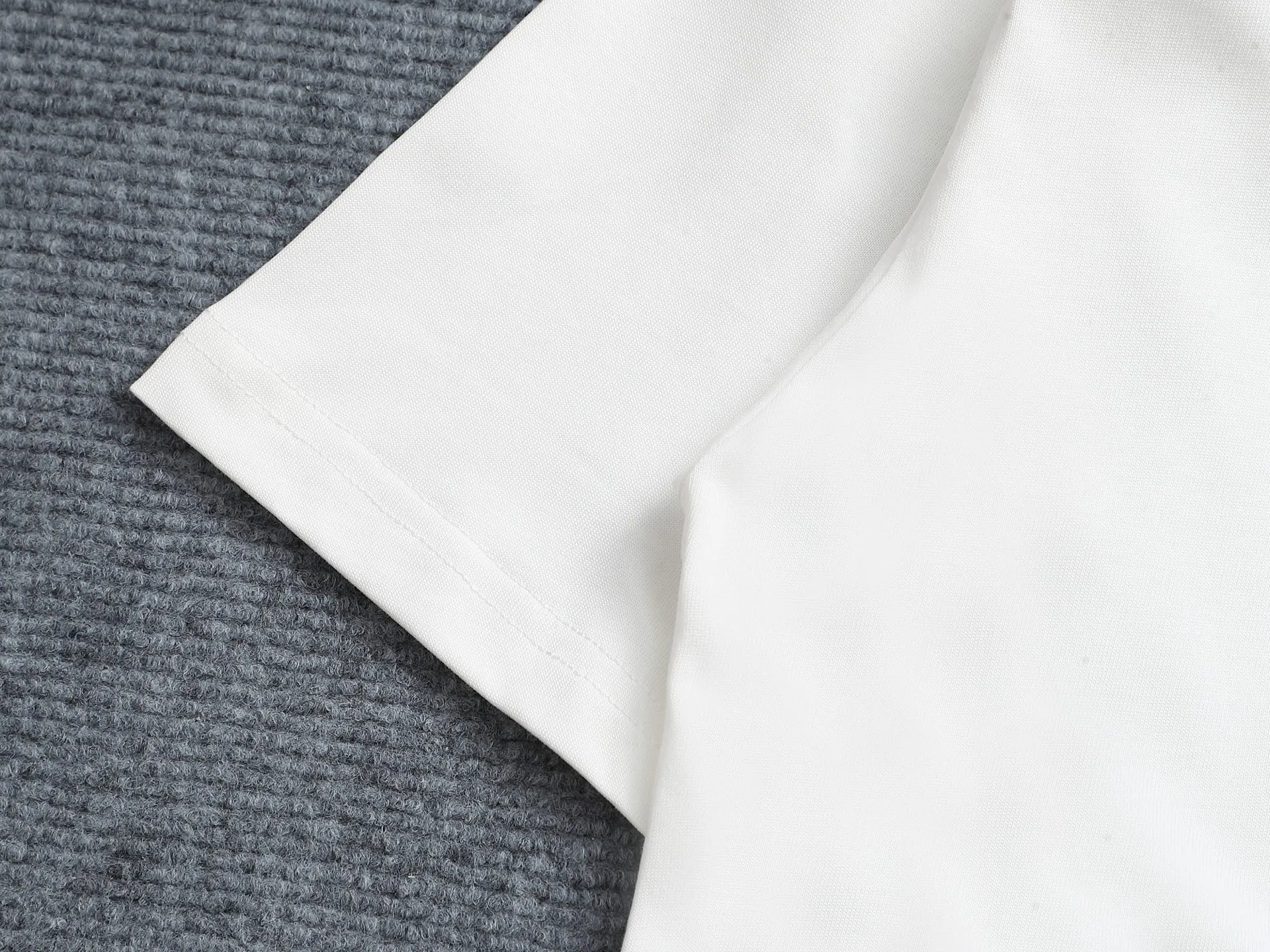 🅿️170 DIOR Dior 2025 SS spring and summer new short-sleeved T-shirt with letter embroidery design, made of 240g double-ply double yarn cotton fabric. The fabric has been washed and treated to make it more comfortable to the touch. Complete with three labels. Color: White Black Size: XS-L