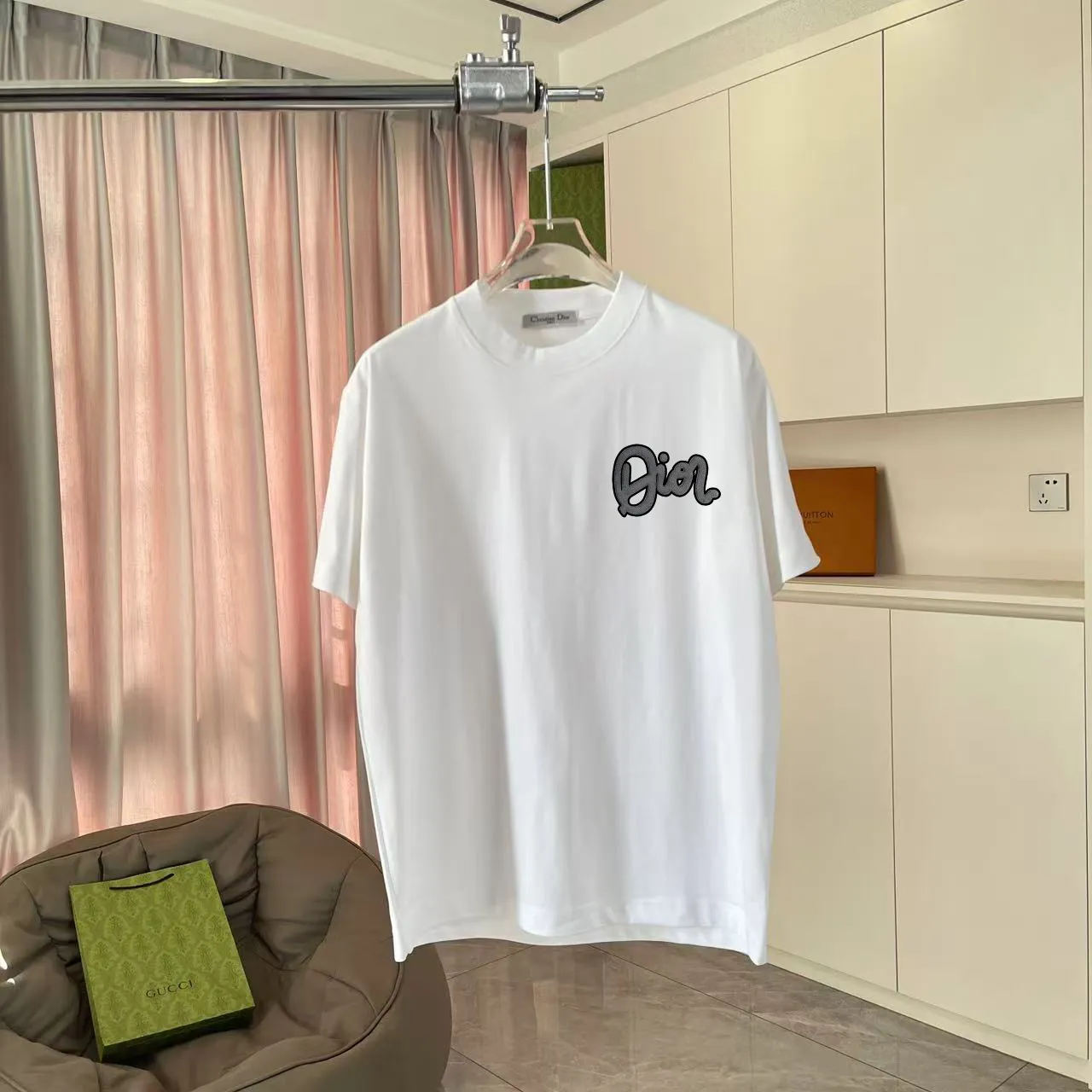 🅿️170 Dio Dior 2025 summer new style Personalized letter logo printing Short-sleeved T-shirt Customized fabric 300g Same style for men and women Color: Black White Pink Sky Blue Size: S M L XL XXL Five codes​