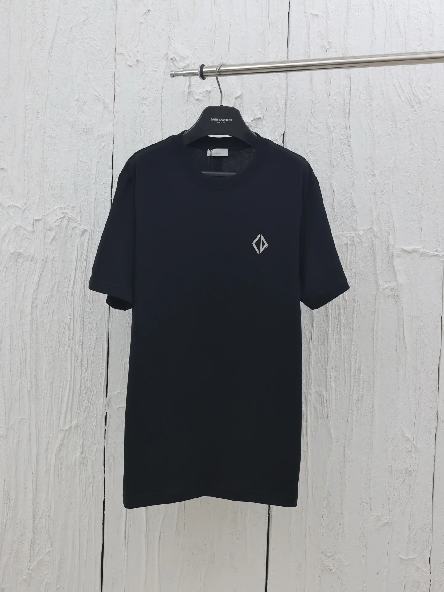 🅿️250 Dio*/Dior 25SS micro-label embroidered short-sleeved T-shirt, color-matched dyed fabric, jacquard flat machine thread, round neck vertical version, full set of accessories! Using 100% cotton fabric, multi-dimensional testing to compare color difference issues, and debugging the final restoration effect Size: S/M/L/XL