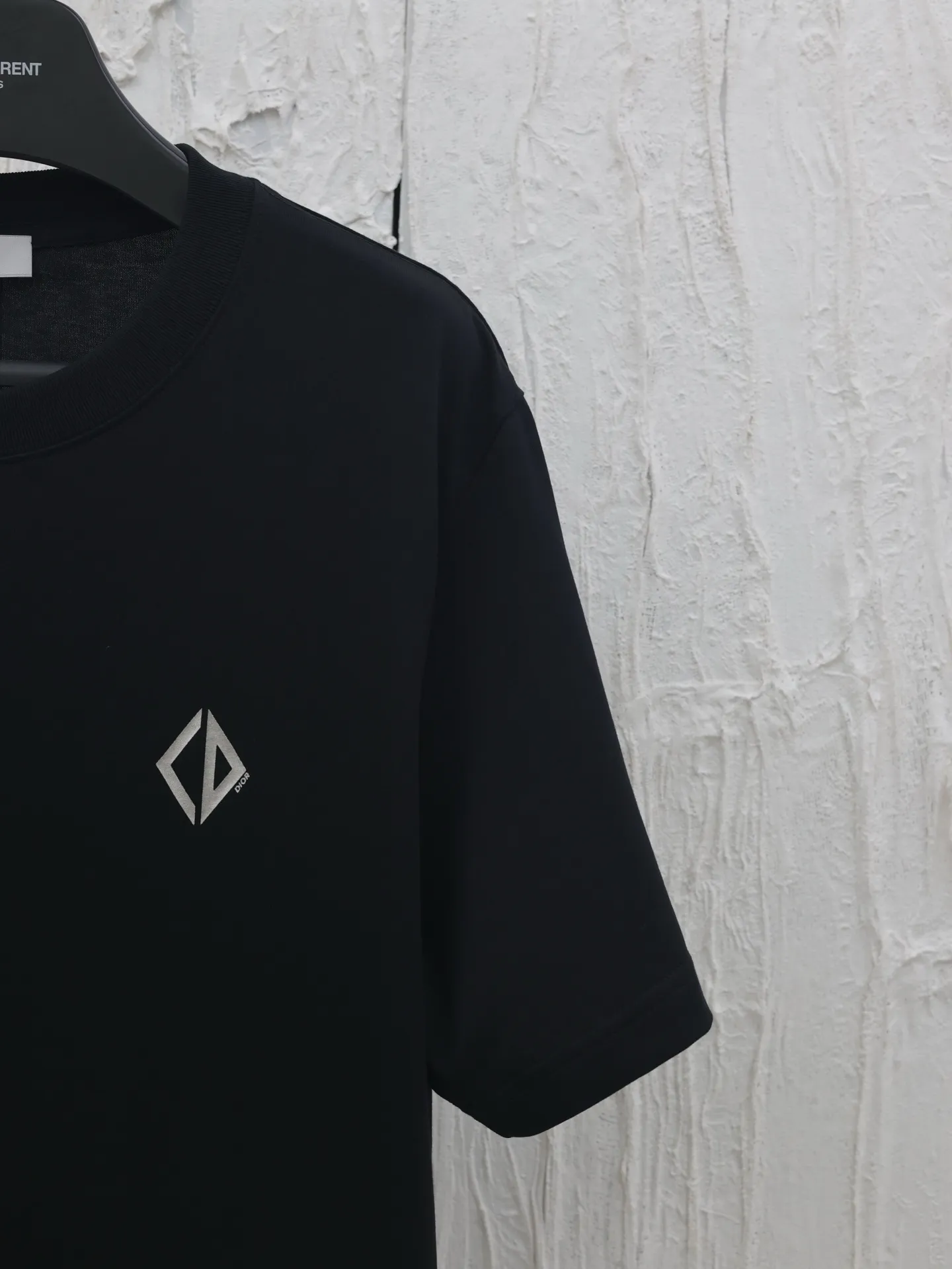 🅿️250 Dio*/Dior 25SS micro-label embroidered short-sleeved T-shirt, color-matched dyed fabric, jacquard flat machine thread, round neck vertical version, full set of accessories! Using 100% cotton fabric, multi-dimensional testing to compare color difference issues, and debugging the final restoration effect Size: S/M/L/XL