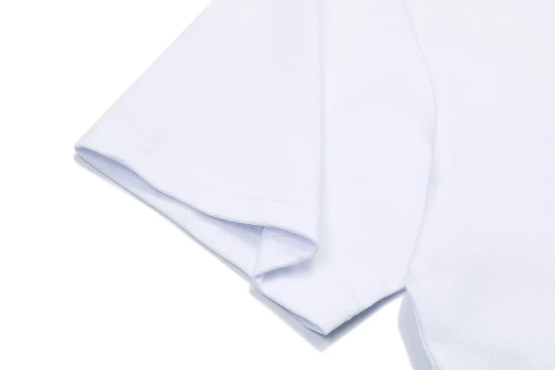 🅿️170 Dior 2025 new high-density embroidery hot-printed letter logo couple style short-sleeved T-shirt ·Customized 260g 100% double yarn pure cotton fabric ·Imported Tajima machine embroidery technology ·Defined dyeing 32 double-strand threads ·Collar label and hangtag main mark and three labels complete Color: White Size: XS S M L
