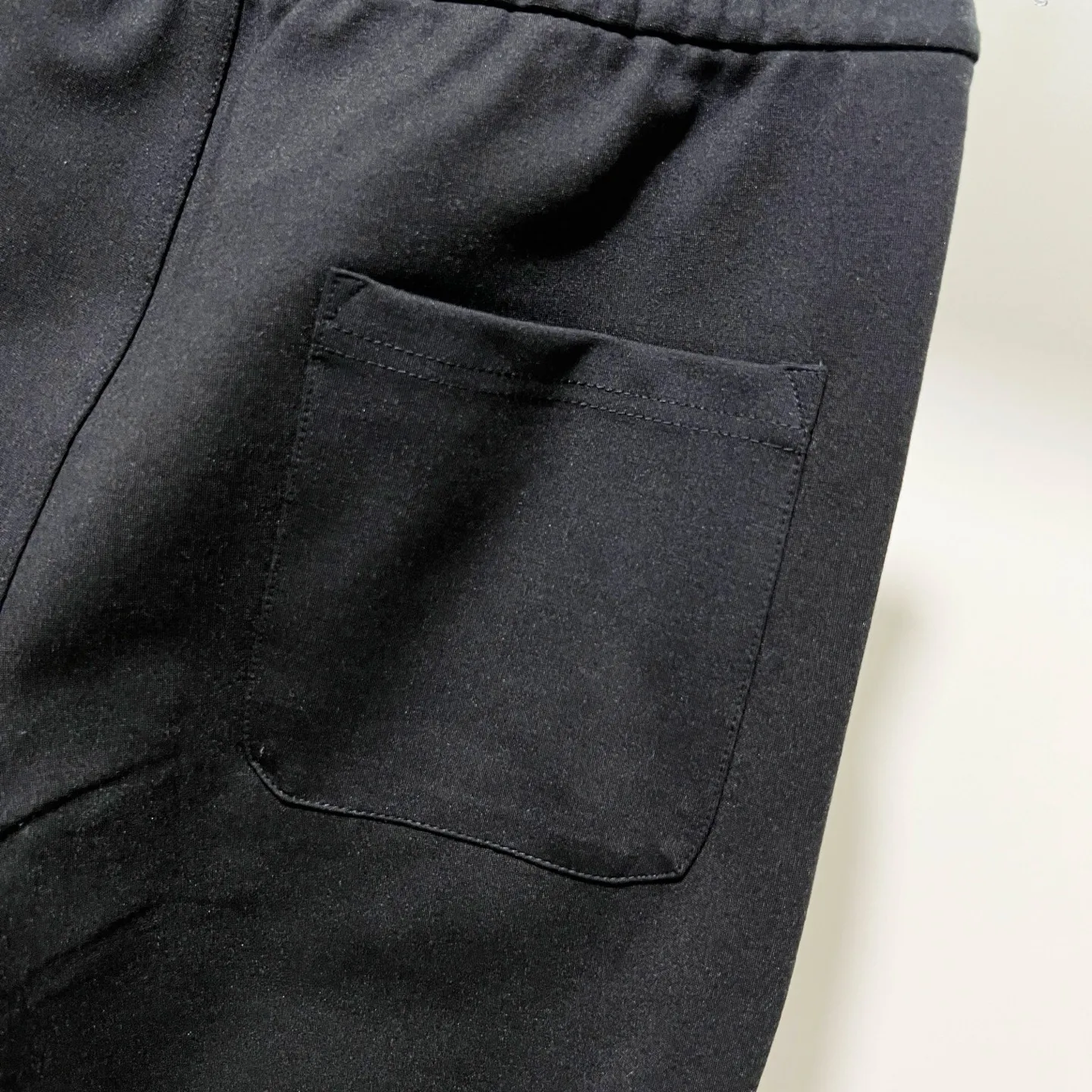 🅿️260 DIOR/Dior custom fabric suit casual sweatpants, contrasting color splicing technology, presbyopic letters LOGO printed all over, official synchronization, high version, high quality, fashionable personality, versatile trend, pure original quality, original fabric, tag, collar label, washed wheat, three complete standards, color: black. Size: S-2XL