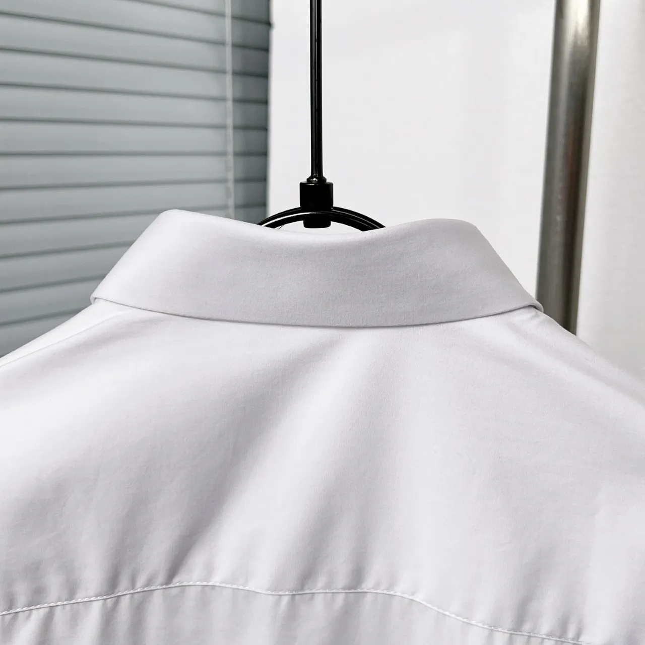 🅿️326 DIO*/Dior Placket Classic CD Metallic Shirt Size: M-4XL Color: Black White
