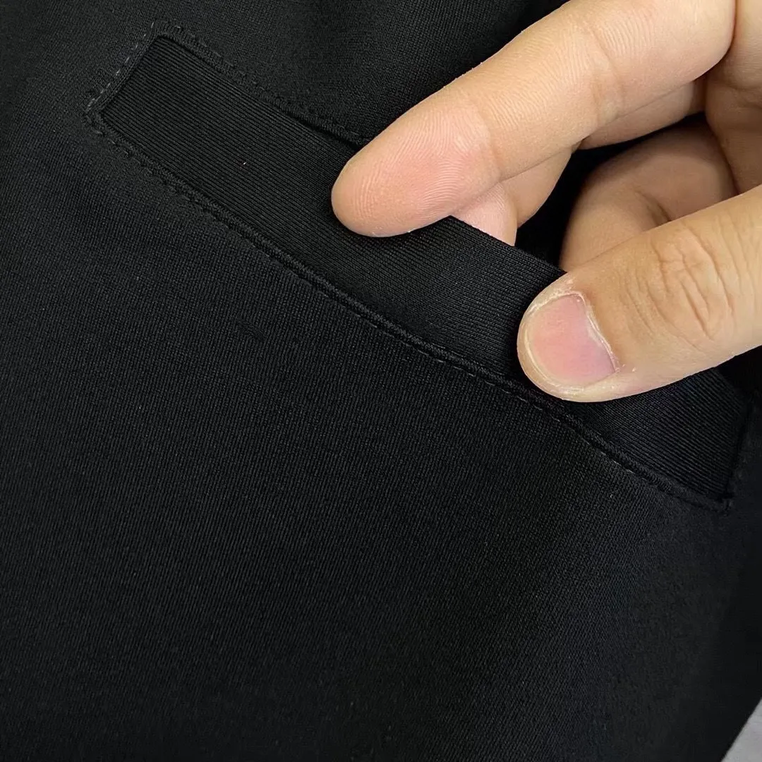 🅿️380 direct batch [DIOR Dior] (Fat Man Gospel) hot-selling suit is coming. Focus on the original version of the official website. 2025 new hot-selling sweatshirt suit. The original order is the best. 🇭🇰The meticulous work of top designers. Just for a fitting and perfect upper body effect. All-natural high-quality Roman cotton 100%, close-fitting comfort, noble and elegant! Original hardware embodies elegance and nobility! Counter size: M-5XL (maximum wear up to 220 pounds)
