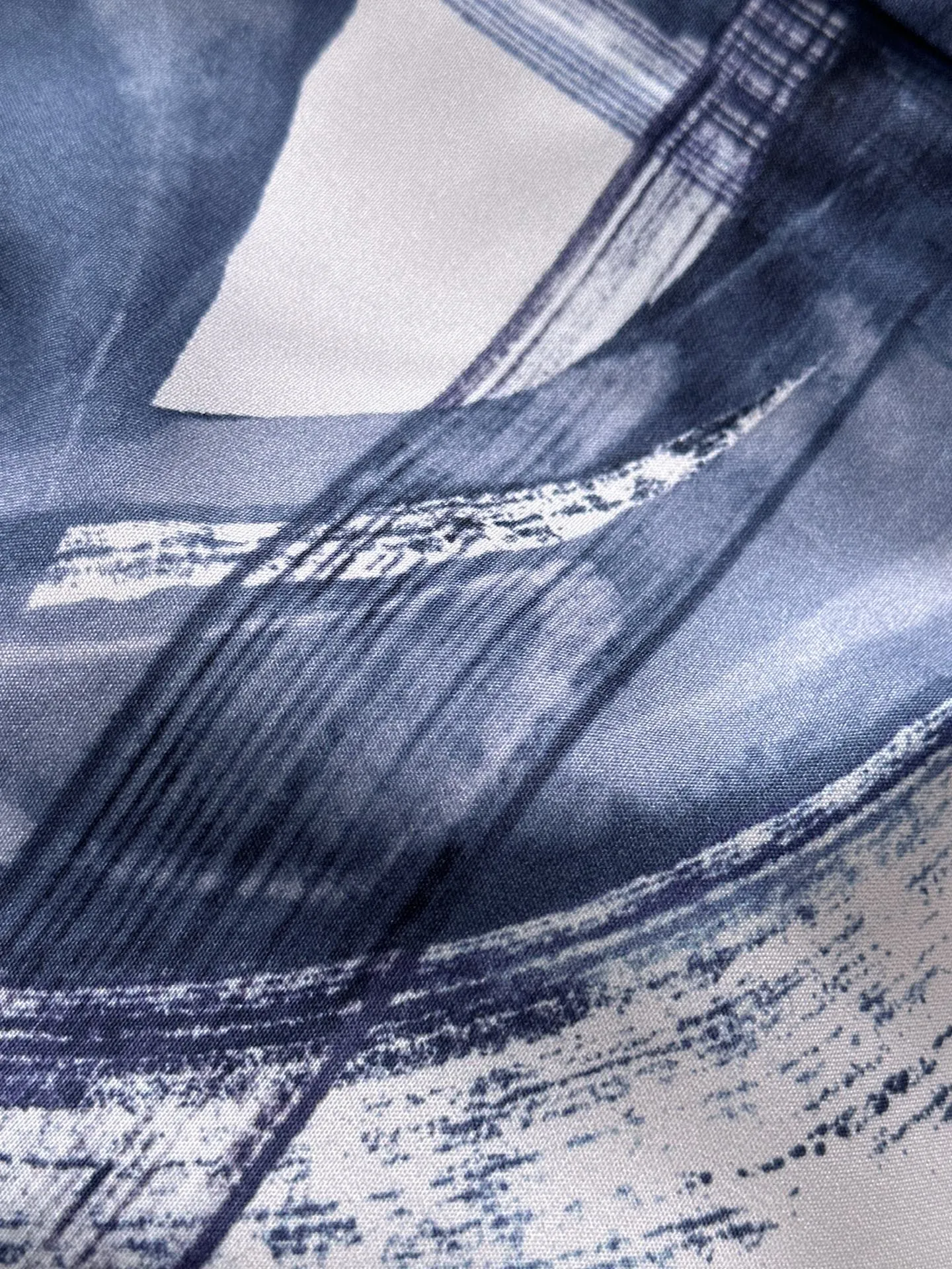 🅿️290 Dior 2025 summer classic LOGO design all-over printed shirt, light and thin cotton full-body digital printing, made of high-quality polyester fiber fabric, carefully crafted in a standard version, versatile for leisure time! The classic logo is very eye-catching, showing a sense of luxury and style. It is a classic and mainstream style that never goes out of style and is elegant! Extremely handsome, classic and heroic. Same style for men and women. Size: M-3XL (Please note your height and weight when placing an order)