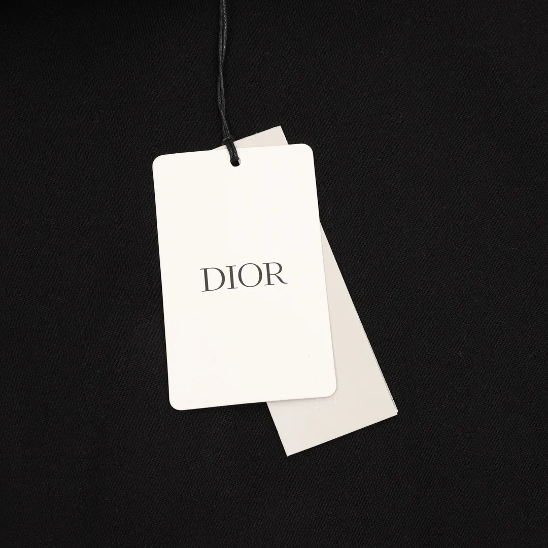 🅿️500 DIOR/Dior Gradient floral letter embroidery round neck sweatshirt, custom-woven and dyed fabric, customized triangle thread on the neck + thread on both sides, imported Tajima embroidery on the chest, letter pattern base + partial floral embroidery after gradient dyeing process, three-label accessories and hardware are all molded and customized Size: XS-L