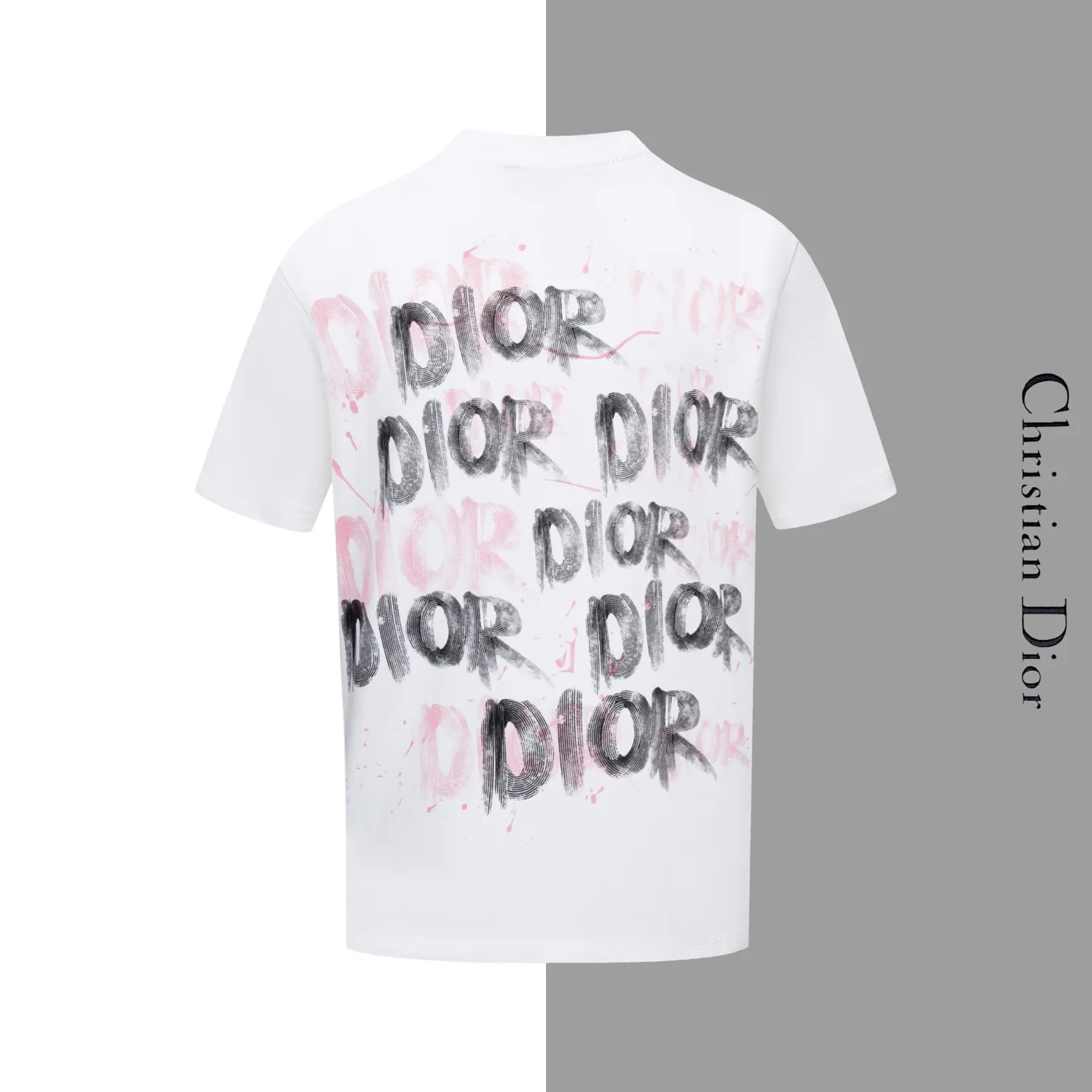 🅿️170 Style No. #Z105 Dior colorful graffiti letter round neck short-sleeved DIOR official website consistent style Fabric: 32-count double yarn 280g pure cotton fabric Weaving and dyeing threads of the same color in the same cylinder Process: imported machine white ink direct-jet printing Supporting: complete three labels Cardboard oil paper code sticker packaging High temperature pre-shrinking process before production, no shrinkage and deformation Imported machine professional plate production os version Can wear up to 200 pounds. The size is measured manually. The error of 2-3cm is normal. Color: black white size: s m l xl