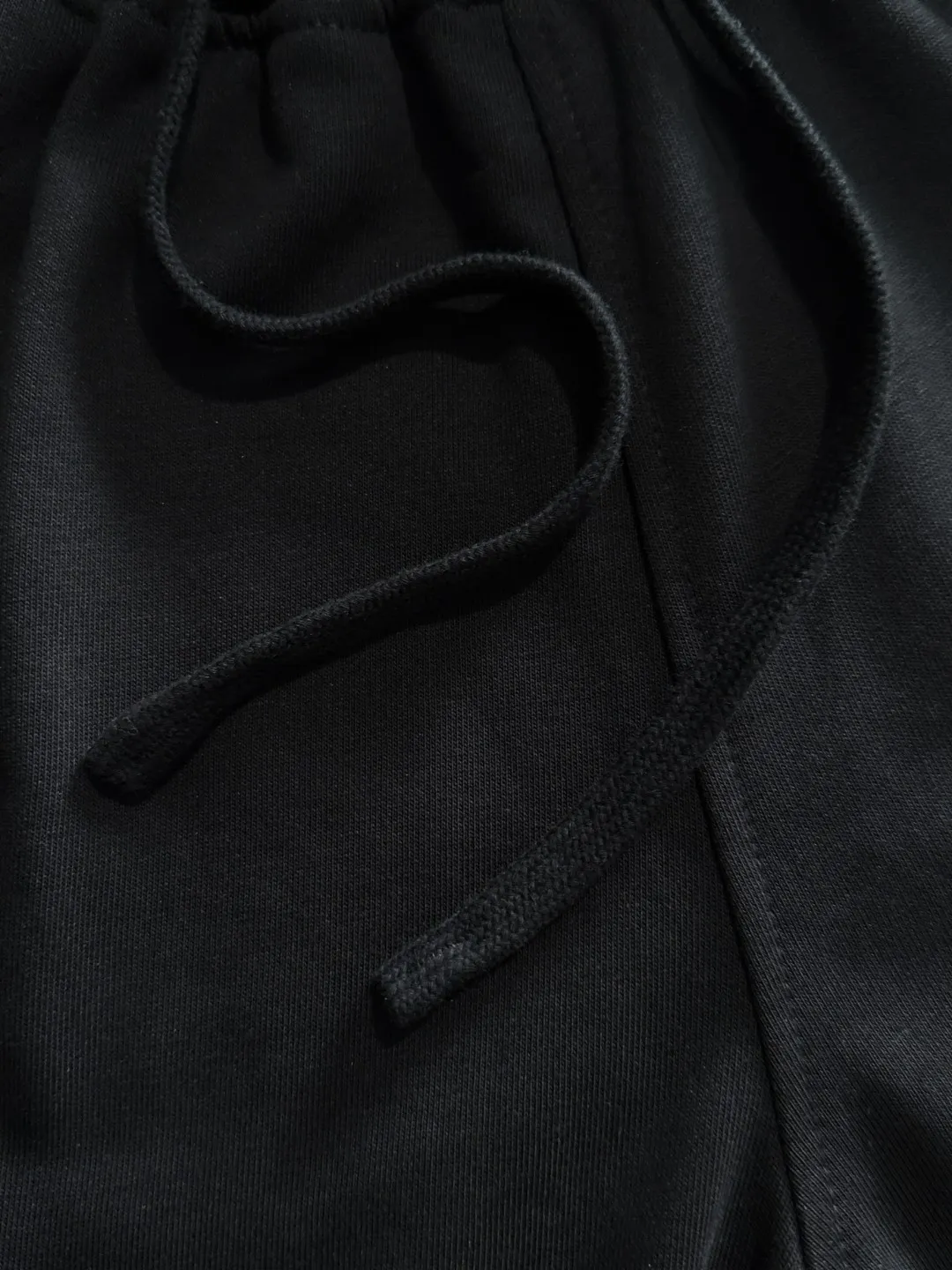 🅿️330 Next day shipping High-end goods Dior 2025 new spring and summer elastic band casual solid color loose shorts, the hem of the trousers is stitched with two stitches, the stitching is fine and firm, the fabric is customized at the counter, has high breathability and comfort, and the details are impeccable. The design concept of brand elements reflects high quality. It feels delicate and soft! It presents a casual cut and the upper body shape is great! Size: S-XXL