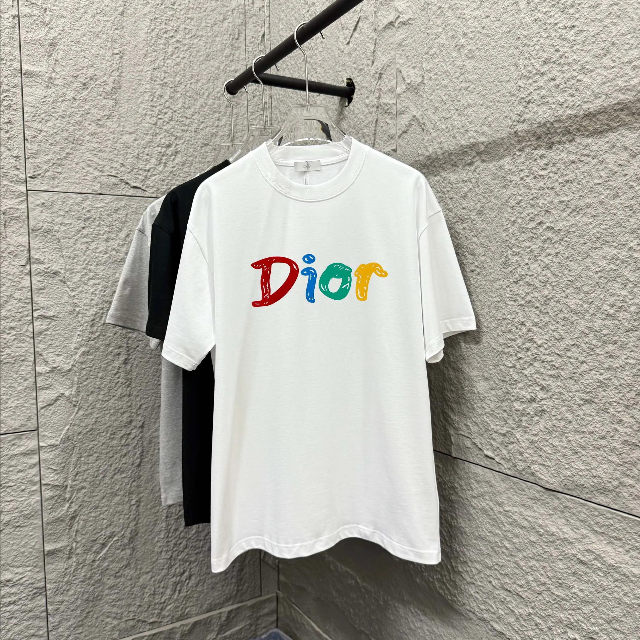 🅿️180 Dio* Dior 2025 spring and summer new style Classic colorful letters thick plate three-dimensional silicone technology Simple and elegant Customized double yarn plain cotton fabric Short-sleeved T-shirt Unisex Color: Black White Size: S (90-130 catties) M (120-150 catties) L (140-165 catties) XL (160-180 catties) XXL (180-210 pounds)