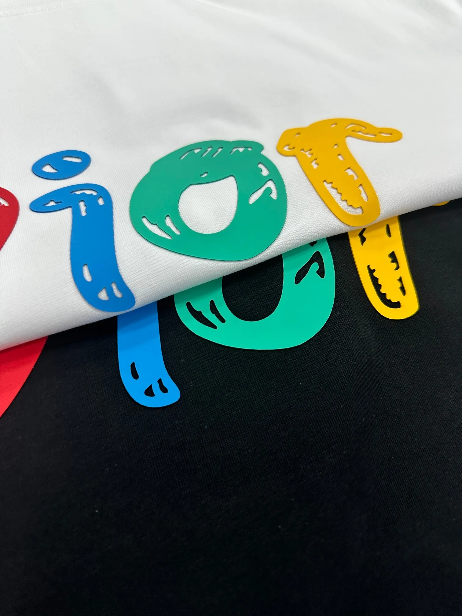 🅿️180 Dio* Dior 2025 spring and summer new style Classic colorful letters thick plate three-dimensional silicone technology Simple and elegant Customized double yarn plain cotton fabric Short-sleeved T-shirt Unisex Color: Black White Size: S (90-130 catties) M (120-150 catties) L (140-165 catties) XL (160-180 catties) XXL (180-210 pounds)