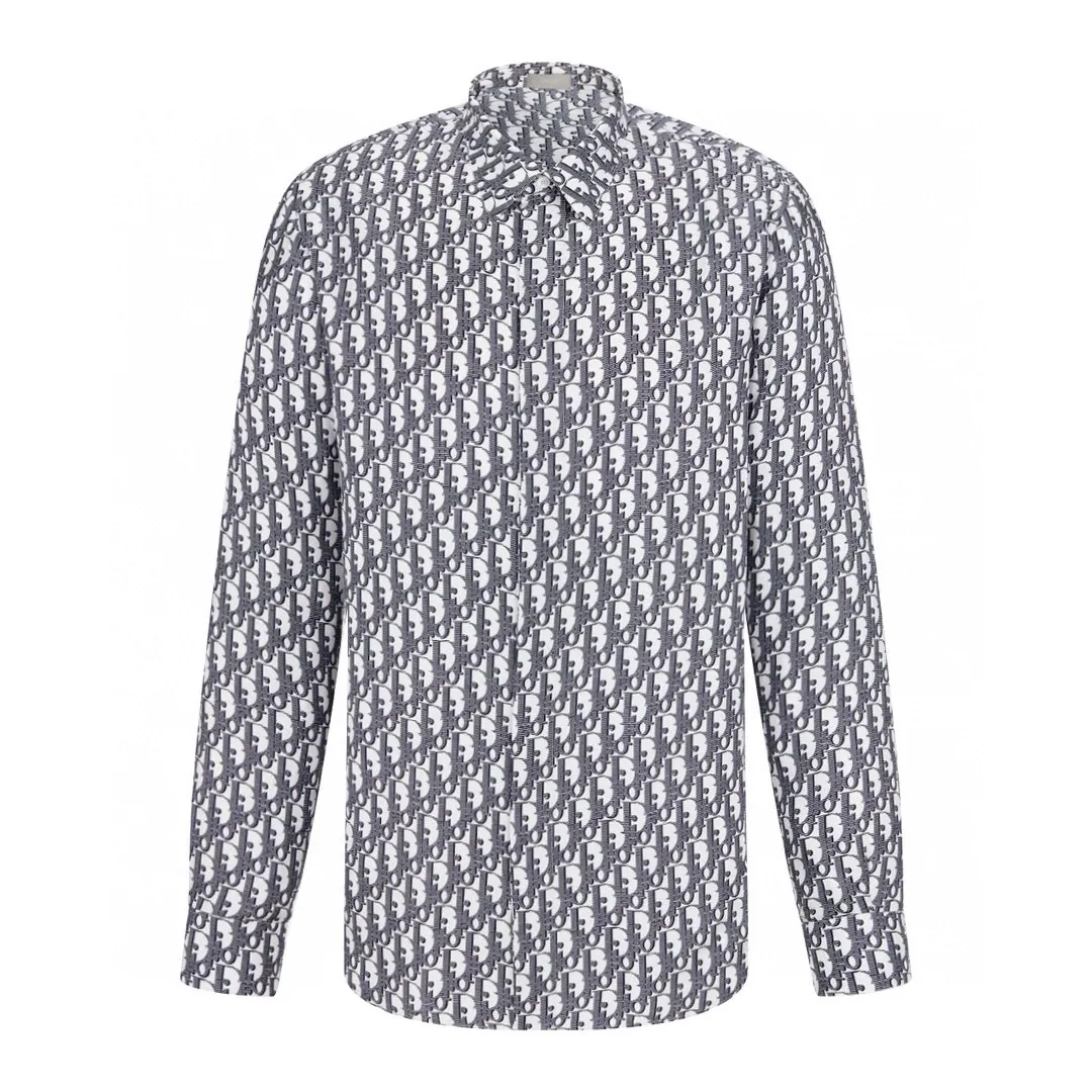 🅿️440 [Exclusive supply] CD full-print Oblique jacquard shirt. Original purchase and development of 15,000, custom-made polyester Zhenxuan Huayun shirt material. Refreshing and delicate, comfortable and close to the skin. The whole body is decorated with same-tone Oblique printing and integrated with the shirt. It is like nature. It flows on the skirt like art. It shows the noble temperament of the brand. Interprets fashion with color. Shows personality with taste. Digital printing technology adopts digital pattern design. The pattern is directly printed on the fabric through an inkjet printer to realize the full-print Dior Oblique operation. The transition is natural. The pattern is clear. The ironing positions are all using high-temperature lamination machines. The synergy of the heating plate and the pressure roller applies high temperature and pressure to the fabric to make the surface of the fabric smooth and stiff. It is wear-resistant and washable, and the fabrics have been sand washed. It has a better hand feel and texture. It is not easy to deform, not easy to shrink, not easy to fade, and maintains long-term beauty. Size:39-40-41-42