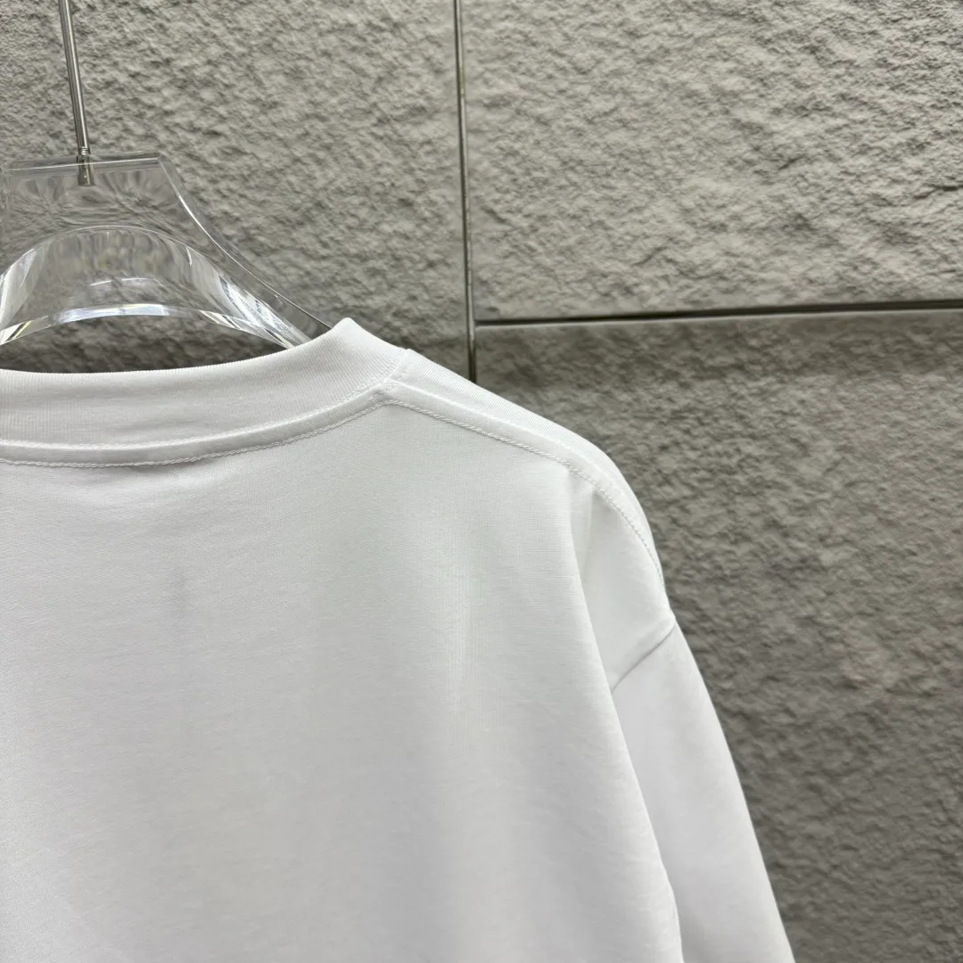 🅿️180 Dio*Dior* 2025 Spring and Summer Style Blue letters printed personalized logo Customized double yarn plain cotton fabric Short-sleeved T-shirt Uniform for men and women Color: White Black Light Blue Size: S (90-130 catties) M (120-150 catties) L (140-165 catties) XL (160-180 catties) XXL (180-210 pounds)