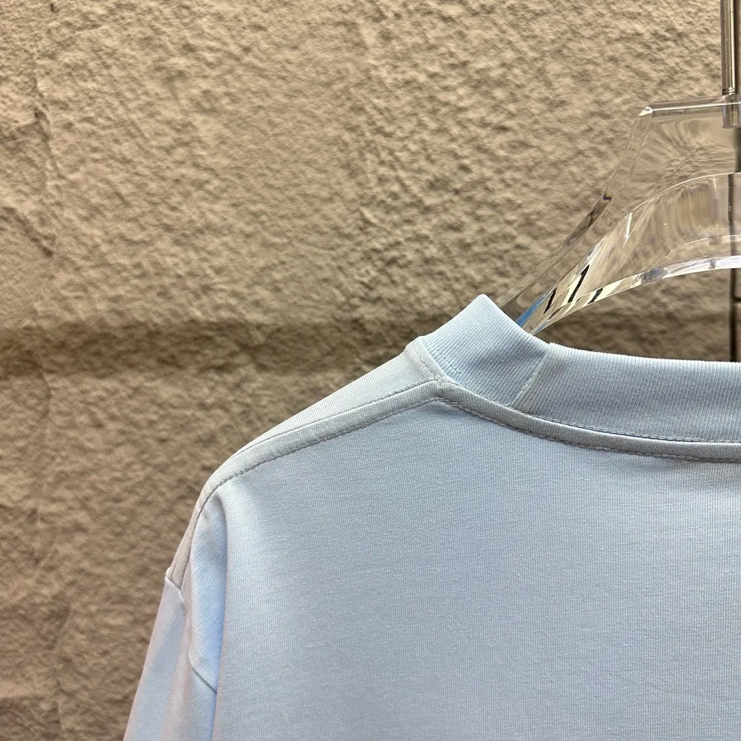 🅿️180 Dio*Dior* 2025 Spring and Summer Style Blue letters printed personalized logo Customized double yarn plain cotton fabric Short-sleeved T-shirt Uniform for men and women Color: White Black Light Blue Size: S (90-130 catties) M (120-150 catties) L (140-165 catties) XL (160-180 catties) XXL (180-210 pounds)