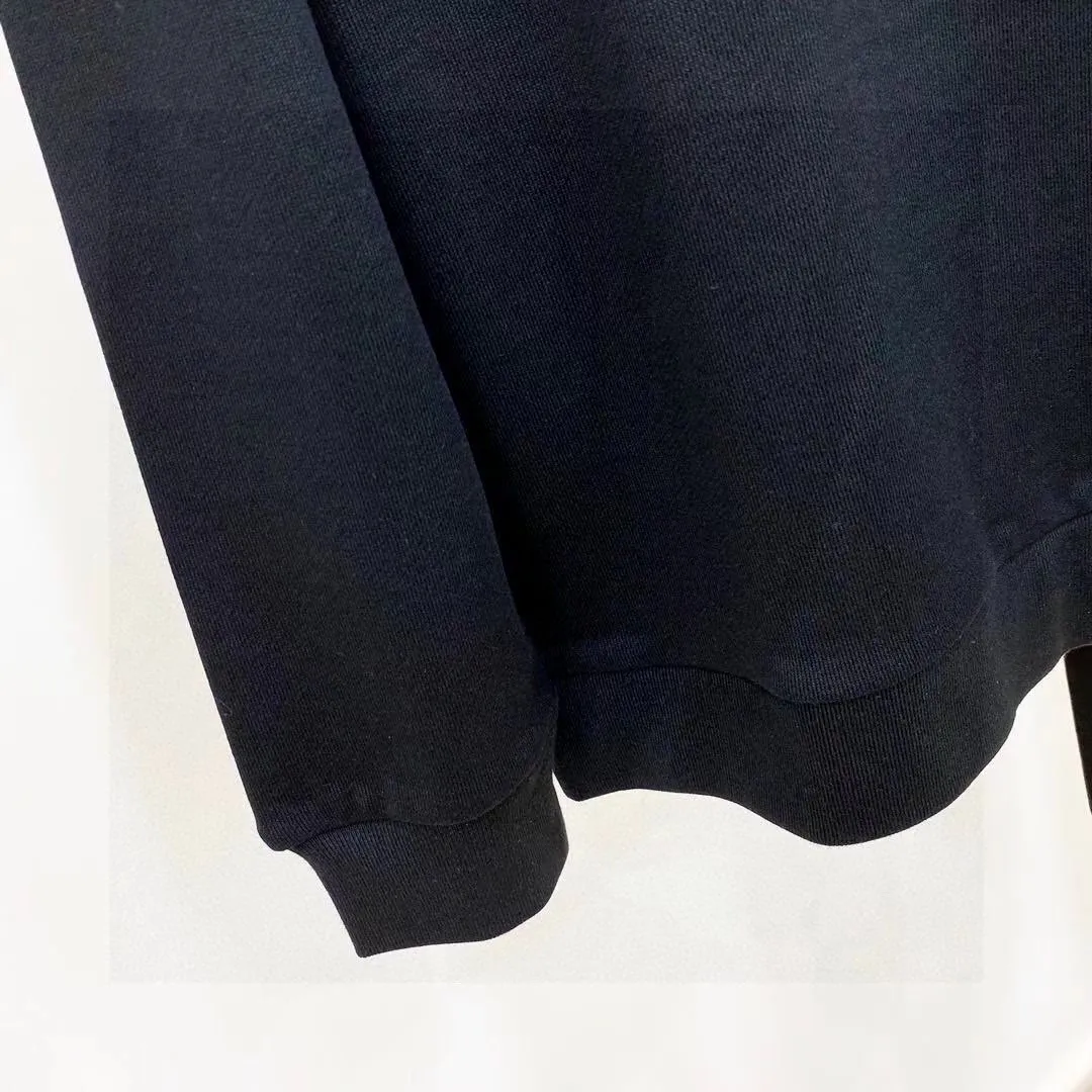 🅿️400 Directly approved brand [DIOR Dior] (velvet and thickened) 2025 autumn and winter new products, celebrities’ favorite fashion-flavored casual suits, clean and neat tailoring, full of urban style. Made of high-quality customized fabrics, the inner warmth is excellent, the hand feels soft and dry, and the upper body effect is crisp and stylish. The three-dimensional cutting process and the pattern are all of high standards, and the silhouette version has the right benefits! It is not tight at all, and you feel good when you put it on. So many top-quality raw materials create high-end products with unparalleled value. It is the first choice for high-end fashion people. (Size: M-4XL can wear up to 200 pounds)