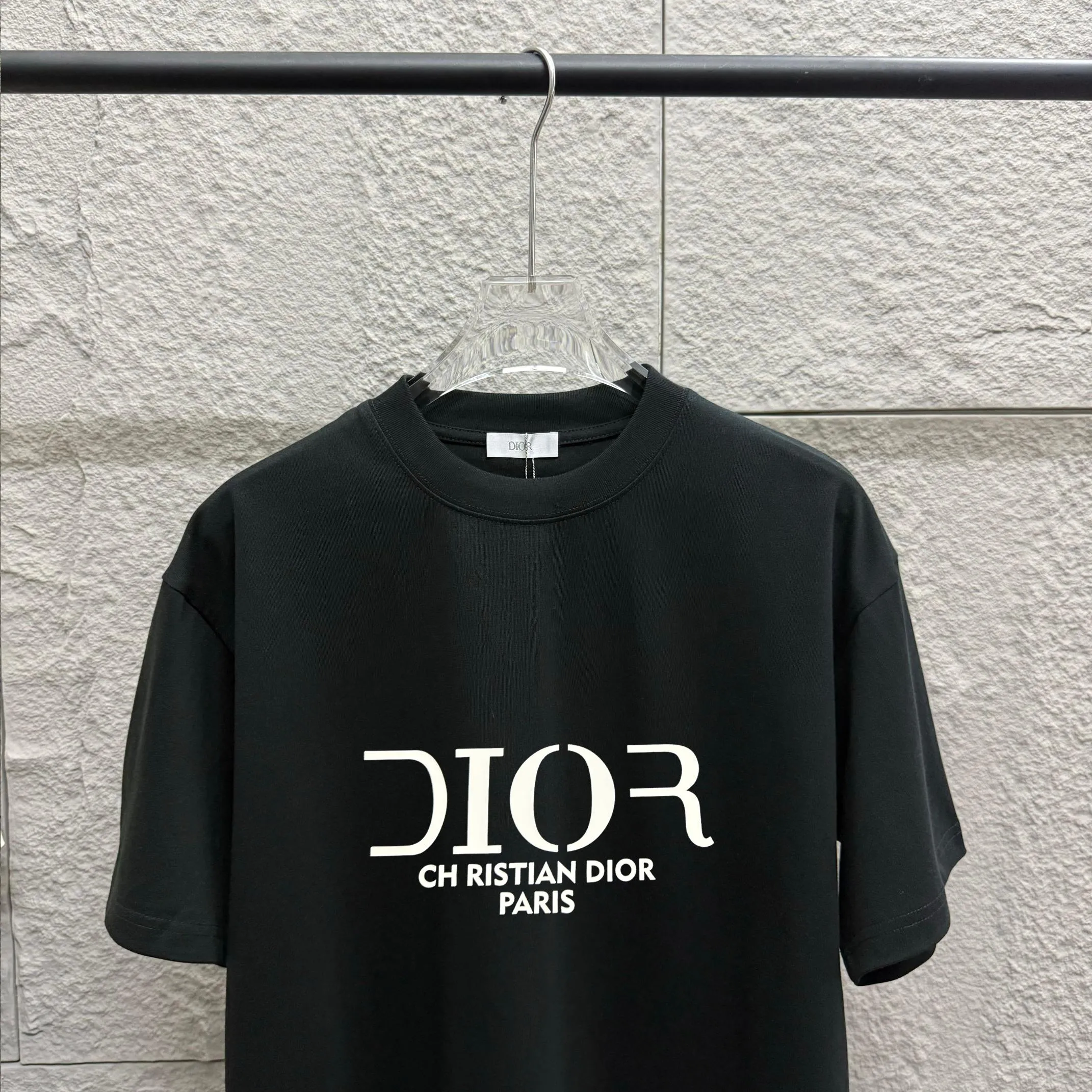🅿️180 Dio* Dior 2025 spring and summer new style Classic letter thick plate three-dimensional silicone technology Simple and elegant Customized double yarn plain cotton fabric Short-sleeved T-shirt Uniform for men and women Color: black white Size: S (90-130 pounds) M (120-150 pounds) L (140-165 pounds) XL (160-180 pounds) XXL (180-210 pounds)