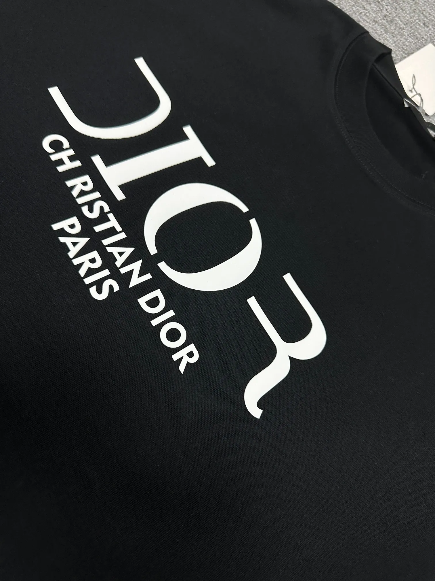🅿️180 Dio* Dior 2025 spring and summer new style Classic letter thick plate three-dimensional silicone technology Simple and elegant Customized double yarn plain cotton fabric Short-sleeved T-shirt Uniform for men and women Color: black white Size: S (90-130 pounds) M (120-150 pounds) L (140-165 pounds) XL (160-180 pounds) XXL (180-210 pounds)