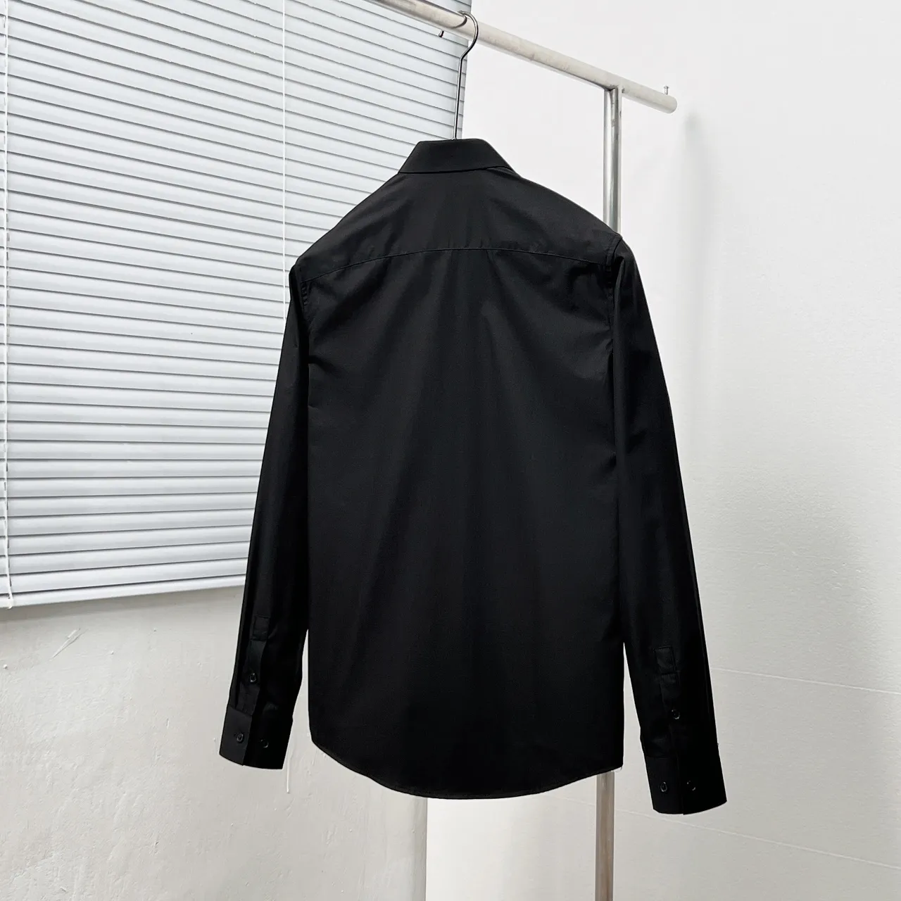 🅿️326 DIO*/Dior classic metal bee shirt with collar point Size: M-4XL Color: black white