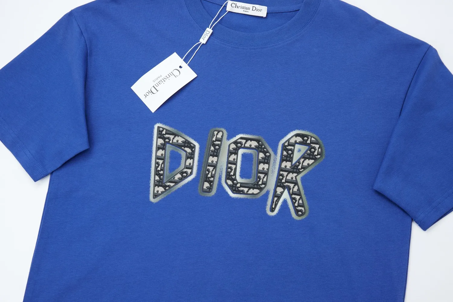 🅿️210 High quality ✨DIO✨🆕Classic logo letter pattern short sleeves. Official website synchronization, pure cotton fabric at the counter! Comfortable against the skin, durable and easy to wear, classic and simple logo design, meticulous original craftsmanship, customized 290G same vat dyed fabric, very comfortable to the touch, latest brick cabinet synchronization, OS drop shoulder version, fashionable and personalized, super versatile and good-looking, very suitable for both men and women, a must-have style, tag, collar label, washed wheat, three complete labels, black, blue, sky blue, green, military green 5️⃣ color S M L XL
