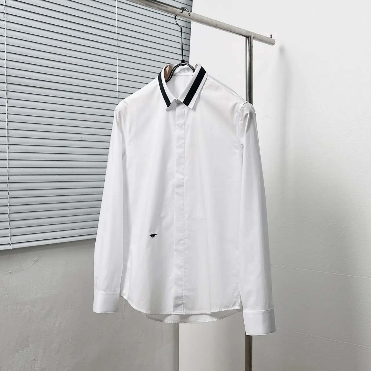 🅿️366 DIO*/Dior collar color-blocked webbing bee classic embroidered shirt Size: M-3XL Color: black white