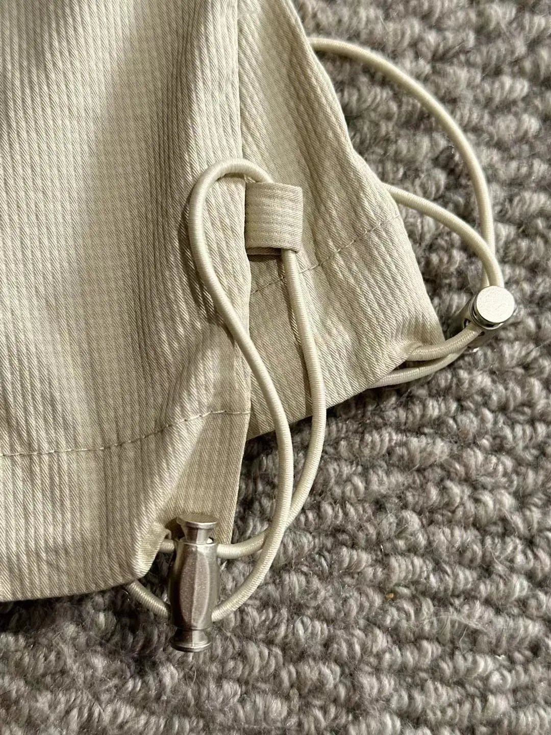 🅿️380 next day shipping Dior 2025 spring and summer new elastic band casual pants, thin counter custom fabrics, high breathability and comfort, impeccable details, brand element design concept, reflecting high quality. It feels delicate and soft! It presents a casual cut and the upper body shape is great! Size: M-4XL