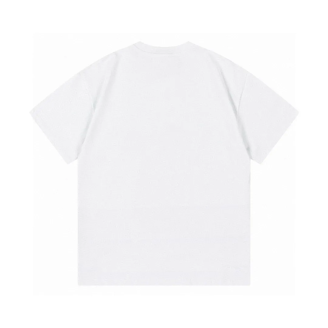 🅿️170 (arrives the next day) Dior 2025 new painted butterfly letter logo, same style for men and women, short-sleeved T-shirt ·Customized 280g 100% double yarn pure cotton fabric ·Dyeing 32 counts double-strand thread ·Collar tag, main mark and three labels complete Color: White Size: XS S M L