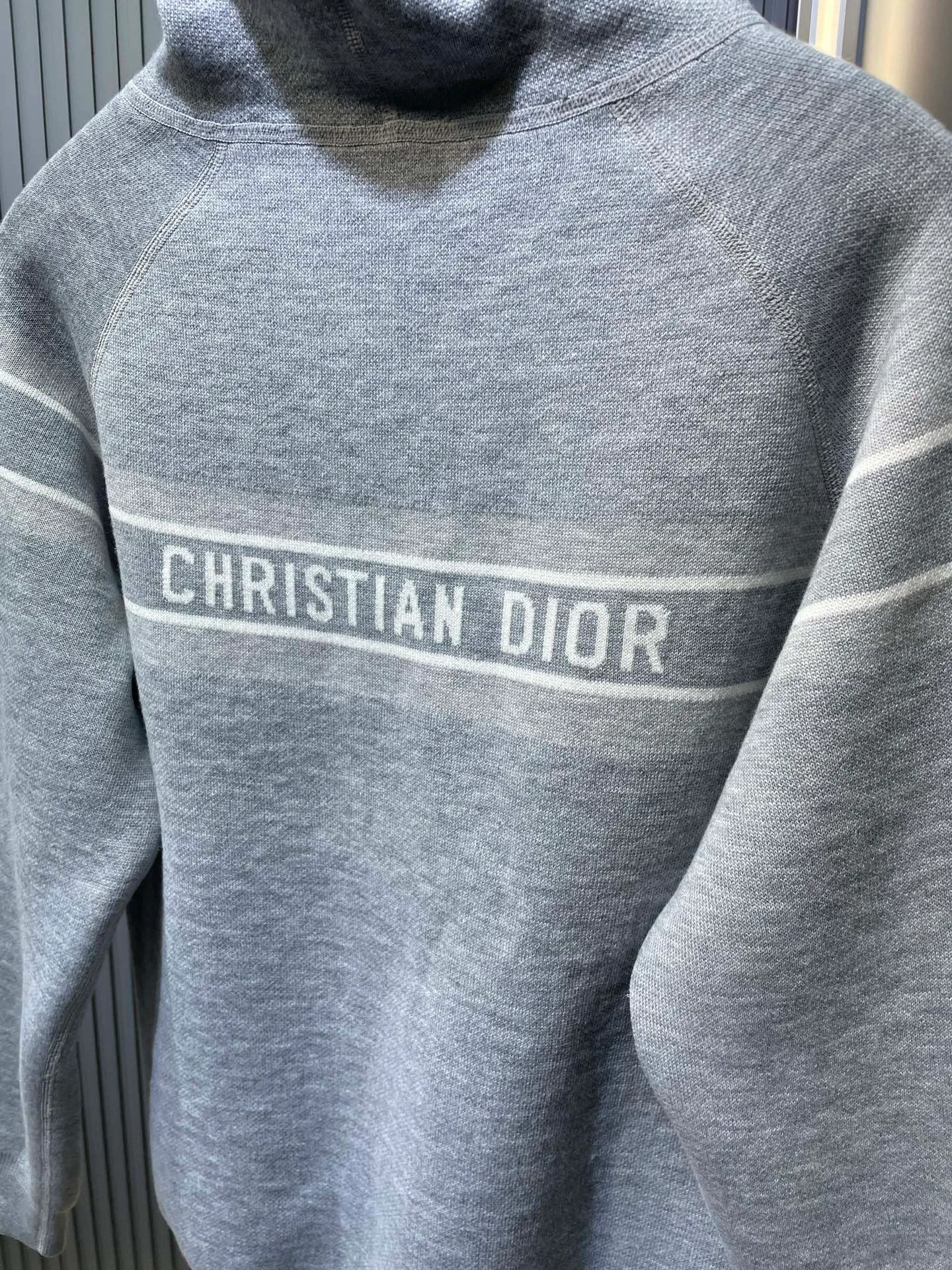 🅿️620 dior🌟【Top Replica】New autumn and winter new double-sided knitted sweater jacket hoodie made of ❗️98% cashmere➕2% nylon, double-sided knitted sweater, made of technical cashmere blend knitting, one side is navy blue and the other side is decorated with the iconic oblique print, the back stripe pattern is embellished with the "cistian" logo, fashionable and versatile size: s m l xl