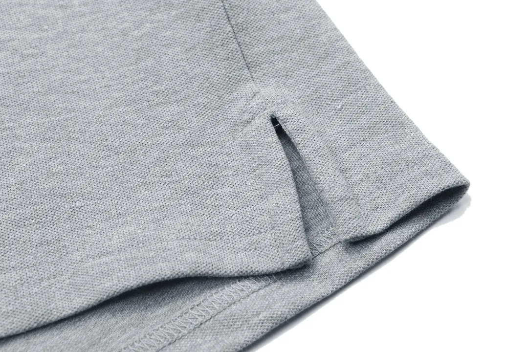 🅿️190 DIOR Dior 2025 new style embroidered bee logo couple casual polo shirt ·Customized pique cotton fabric ·Imported Tajima machine embroidery technology ·Collar label, hangtag, main mark and three complete labels Color: Gray Size: M-XXXL