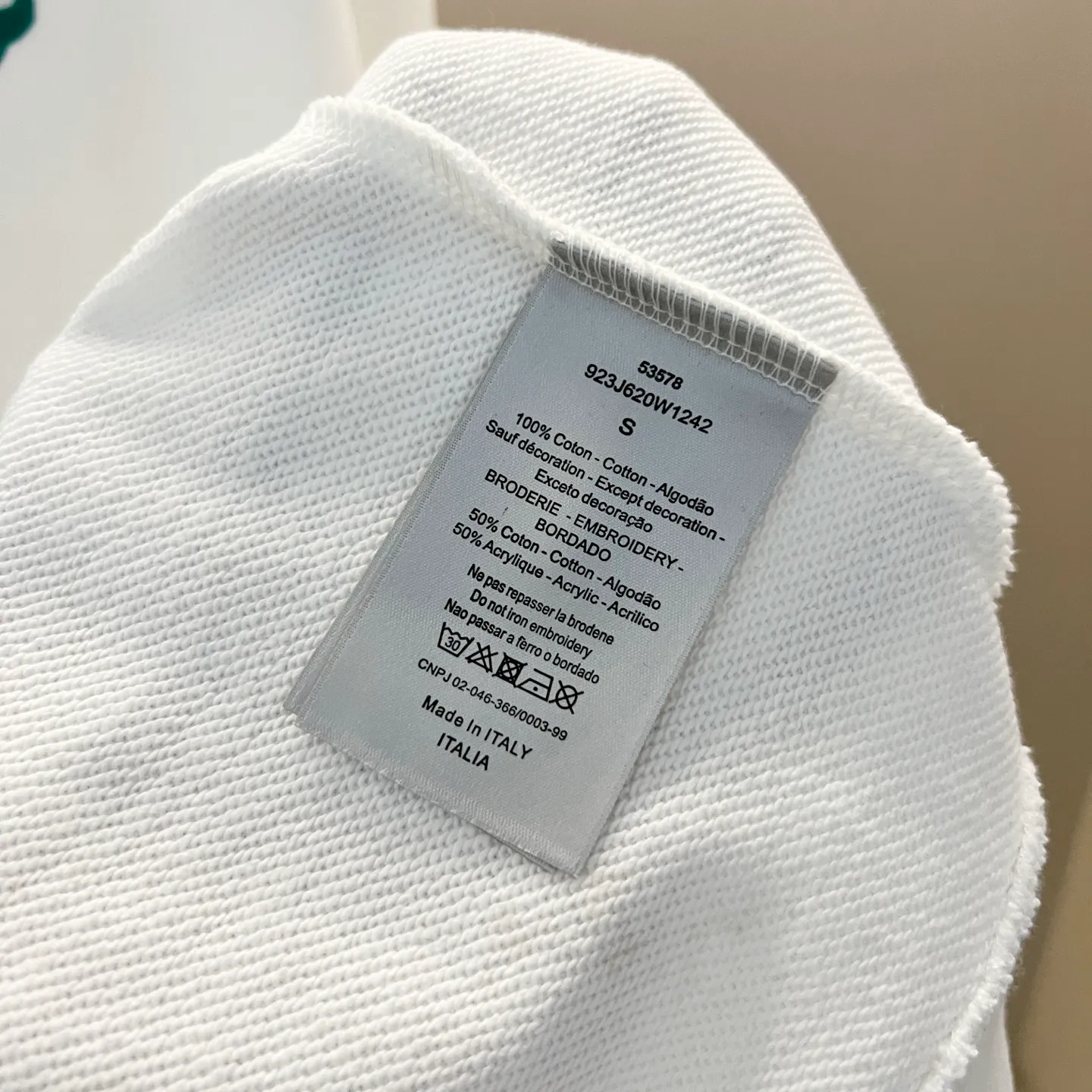 🅿️250 DIOR/Dior 420g pure cotton round neck sweatshirt, chest hand and sleeve embroidery🪡letter LOGO micro-labeling technology, official synchronization, high version, high quality, fashionable personality, versatile trend, pure original quality, original fabric, hang tag, collar label, washed wheat, complete three standards, color: black, white. Size: XS-L