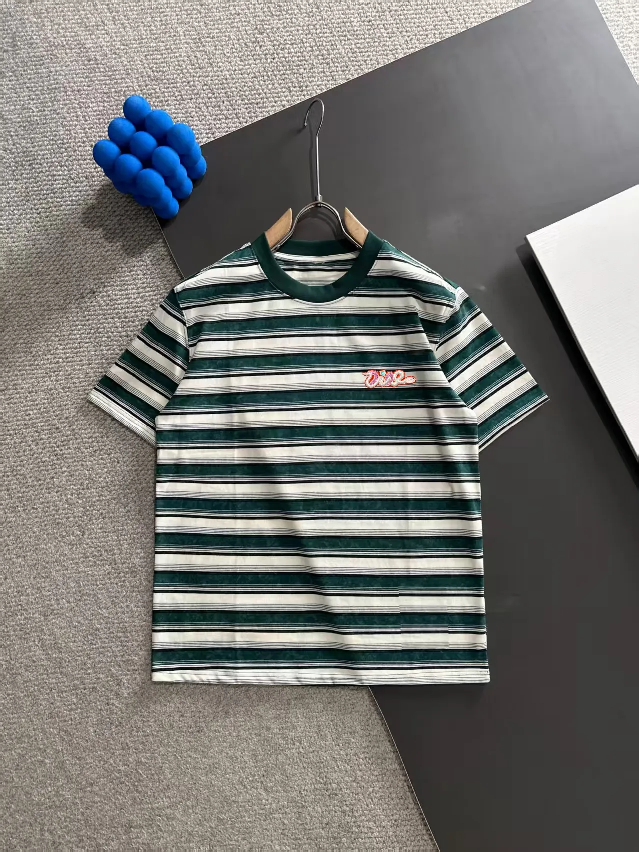🅿️270 shipped next day DIOR Dior 2025 spring and summer new high quality launch of double yarn pure cotton striped fabric short-sleeved personalized exclusive style will not deform or shrink after being soaked in water SIZE: M-3XL