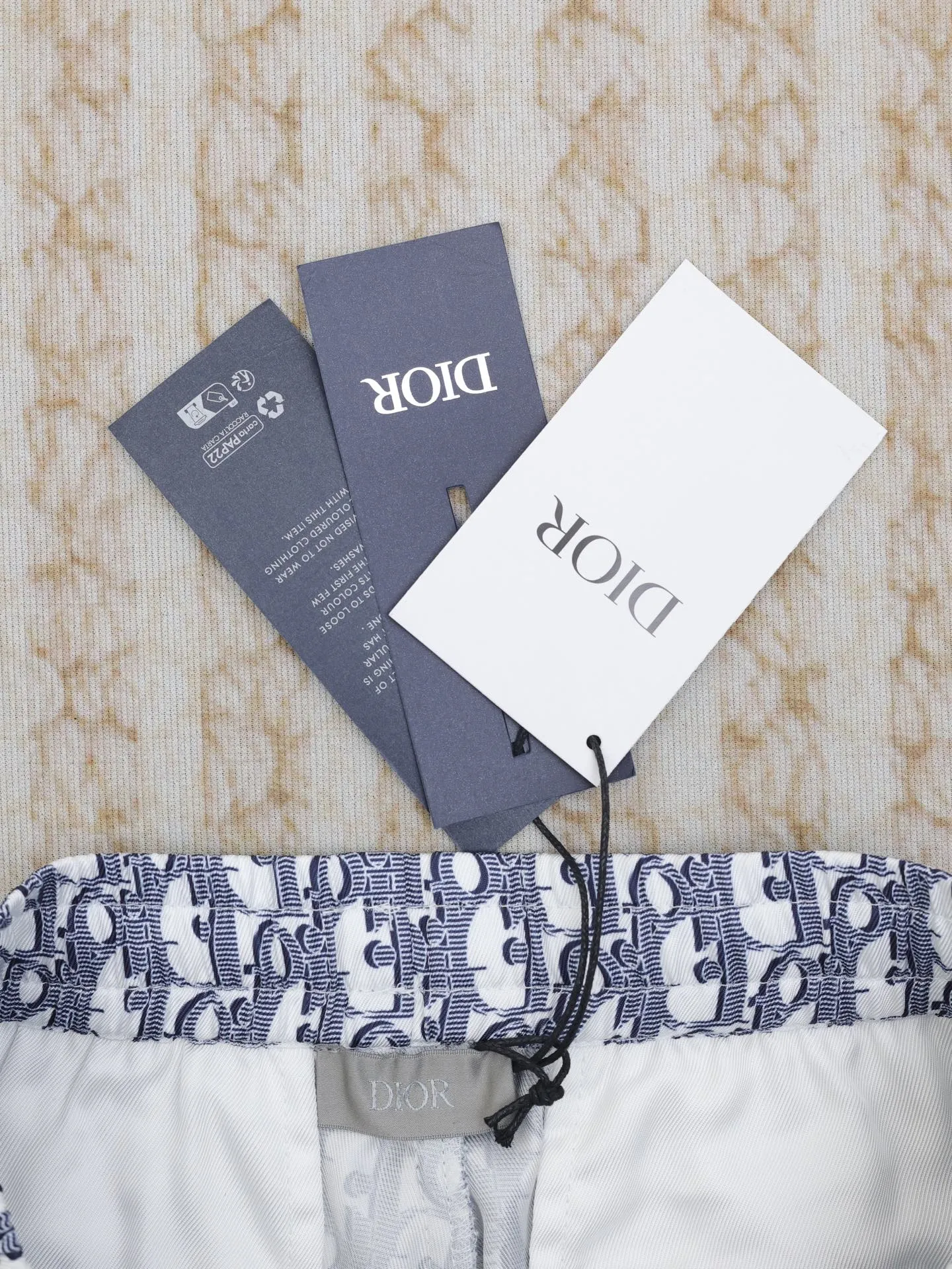 🅿️420 Dio*/Dior 25ss all-over jacquard light blue classic presbyopic trousers are carefully made of white and blue mulberry silk twill fabrics, with a peaked collar and arc-shaped hem, showing a casual style. Wear with the matching pajamas or shorts for a sophisticated look.  Size：S/M/L/XL