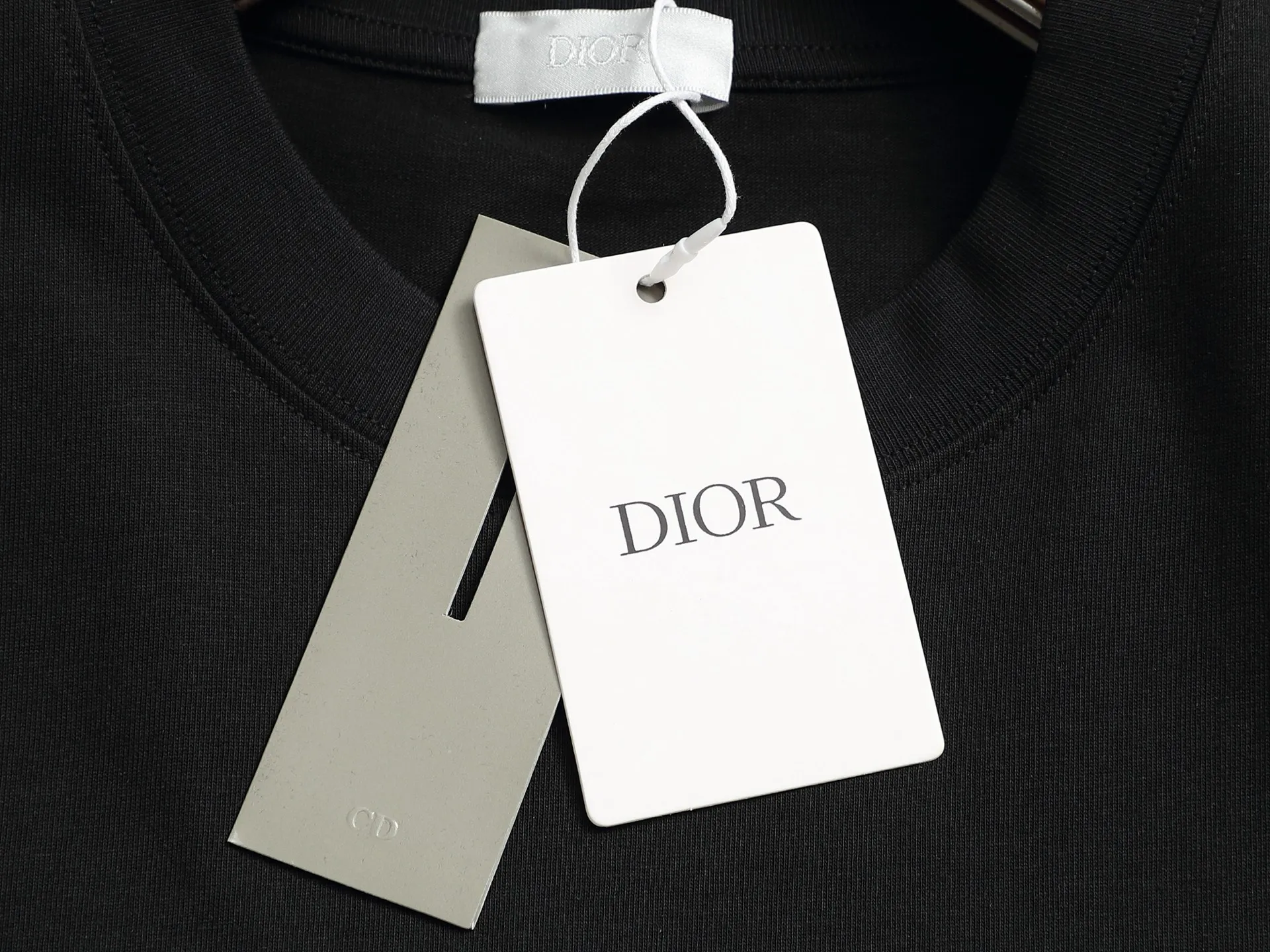 🅿️170 DIOR Dijia 2025 new model, customized 32 counts of 260g cotton cover cotton fabric, washed, no shrinkage, no deformation, no fading, no lint, high-density embroidery of 1947 letter logo, same style for men and women, short-sleeved T-shirt, color: black/white, size: XS-L