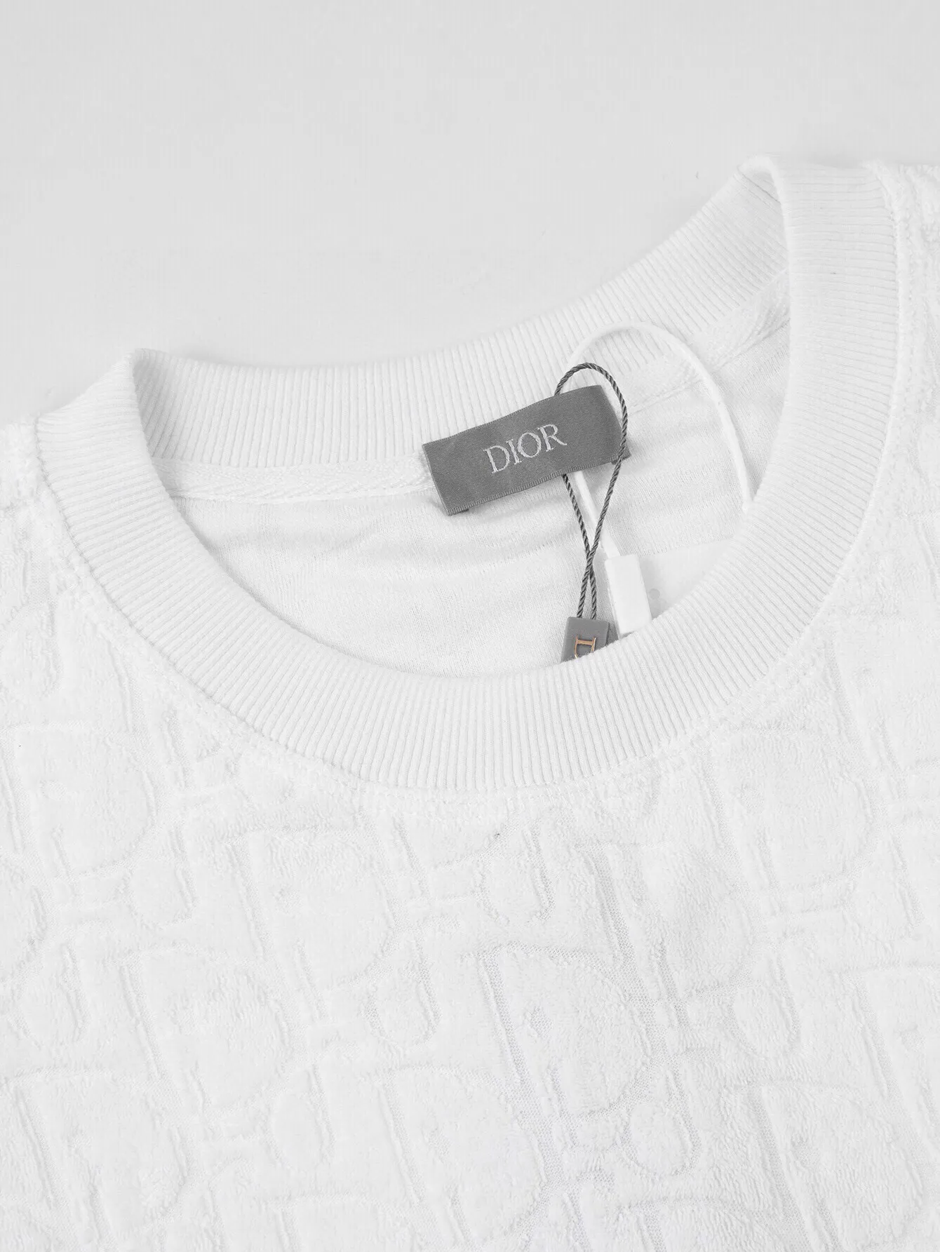 🅿️260 (ZP version) -Dior official website classic towel embroidered jacquard short-sleeved T-shirt, same style for men and women -Using the original 280g custom-made cotton imported Luwei towel jacquard fabric, threads are dyed in the same cylinder with zero color difference, exclusive quality difference currency, welcome to compare -Color: black white blue -Code number: S M L XL