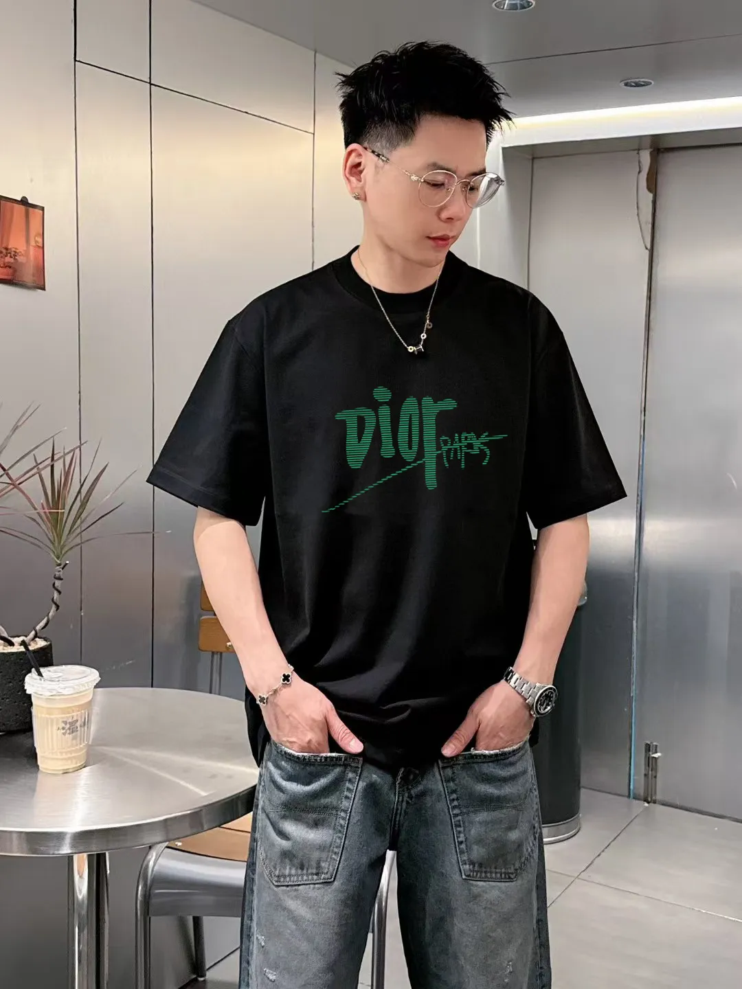 🅿️170 [DIOR Dior] 2025FW short-sleeved T-shirt LOGO printing High-end 26s double yarn 300g fabric Heavy fabric Customized frame ribbing in the same cylinder and dyeing Complete three standards Same style for men and women Color: Black White Size: S M L XL 2XL