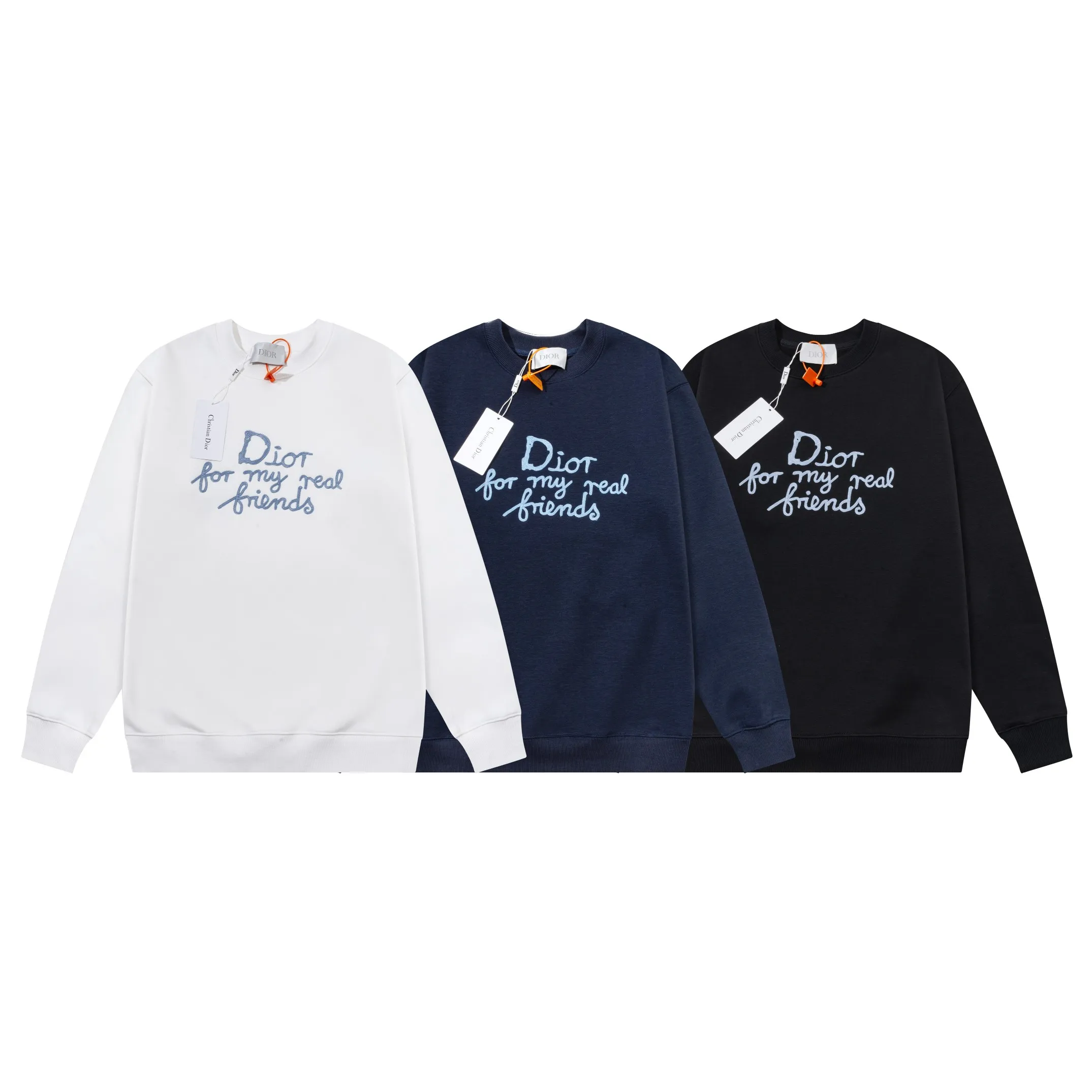 🅿️290 Dior DIOR's new embroidered round neck sweatshirt, the fabric is comfortable and soft. Composite Austrian velvet. High quality 🔥 Logo letters on the front are embroidered with high craftsmanship, and the ribs are specially customized to restore the trend brought by special craftsmanship. Customized dyeing, complete with three standards. Non-market ordinary version. Compare at will. Quality is absolutely guaranteed. Same style for men and women. Color: Black White Navy Code Number: S M L XL [Style No. A3352]