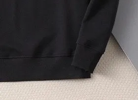🅿️220 brand [DIOR Dior] (good news for fat people) 2025ss autumn latest long-sleeved round-neck sweatshirt, on sale simultaneously on the official website. Refreshing and breathable. Made of top Tencel Roman. Comfortable and soft. 3D three-dimensional clarity. Super fashion sense. Great for gifting and keeping for yourself. Size: M-5XL (can wear up to 220 pounds)