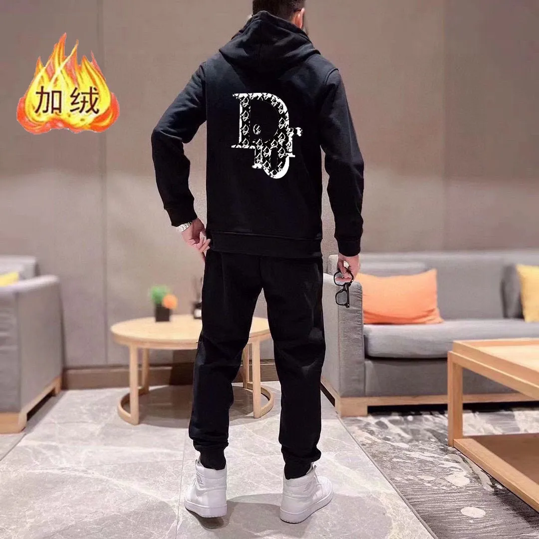 🅿️460 brand [DIOR Dior] (velvet and thickened) 2025 spring new product, celebrities’ favorite fashion-flavored casual suit, clean and neat tailoring, full of urban style. Made of high-quality custom-made fabrics, the interior has excellent thermal insulation effect, feels soft and dry, and the upper body effect is crisp and stylish. The three-dimensional cutting process and the pattern are all of high standards, and the silhouette version has the right benefits! It is not tight at all, and you feel good when you put it on. So many top-quality raw materials create high-end products with unparalleled value. It is the first choice for high-end fashion people. (Size: M-4XL can wear up to 200 pounds)
