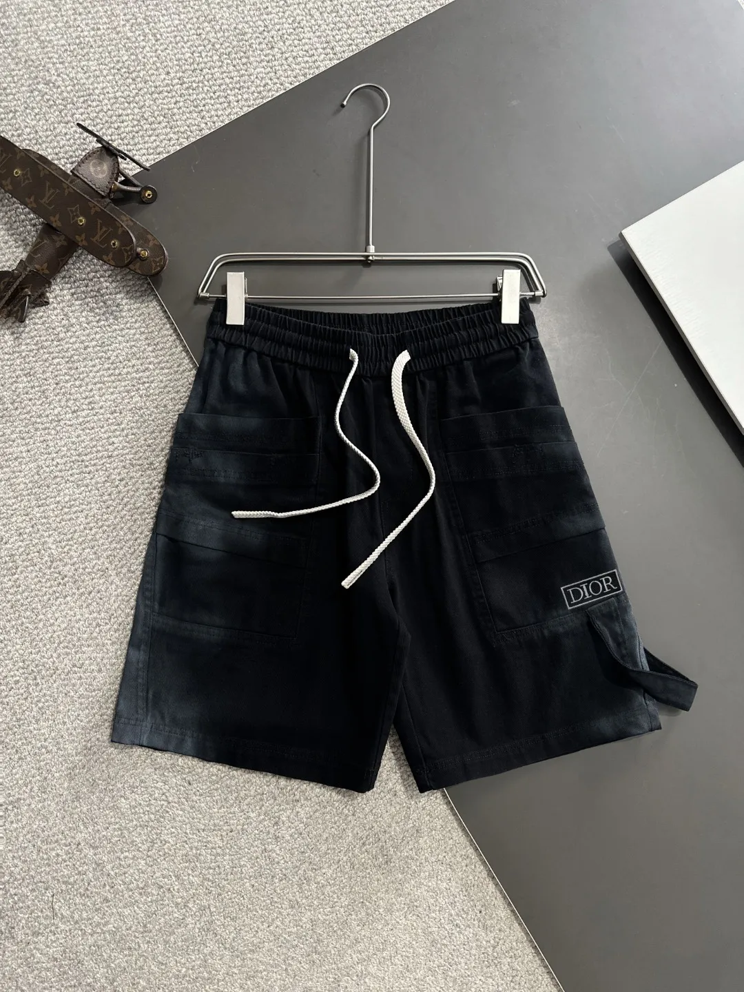 🅿️330 Next day shipping High-end goods Dior 2025 spring and summer new elastic band casual shorts, custom-made fabrics at the counter. High breathability and comfort, impeccable details, brand element design concept, reflecting high quality. It feels delicate and soft! It presents a casual cut and the upper body shape is great! Size: M-4XL
