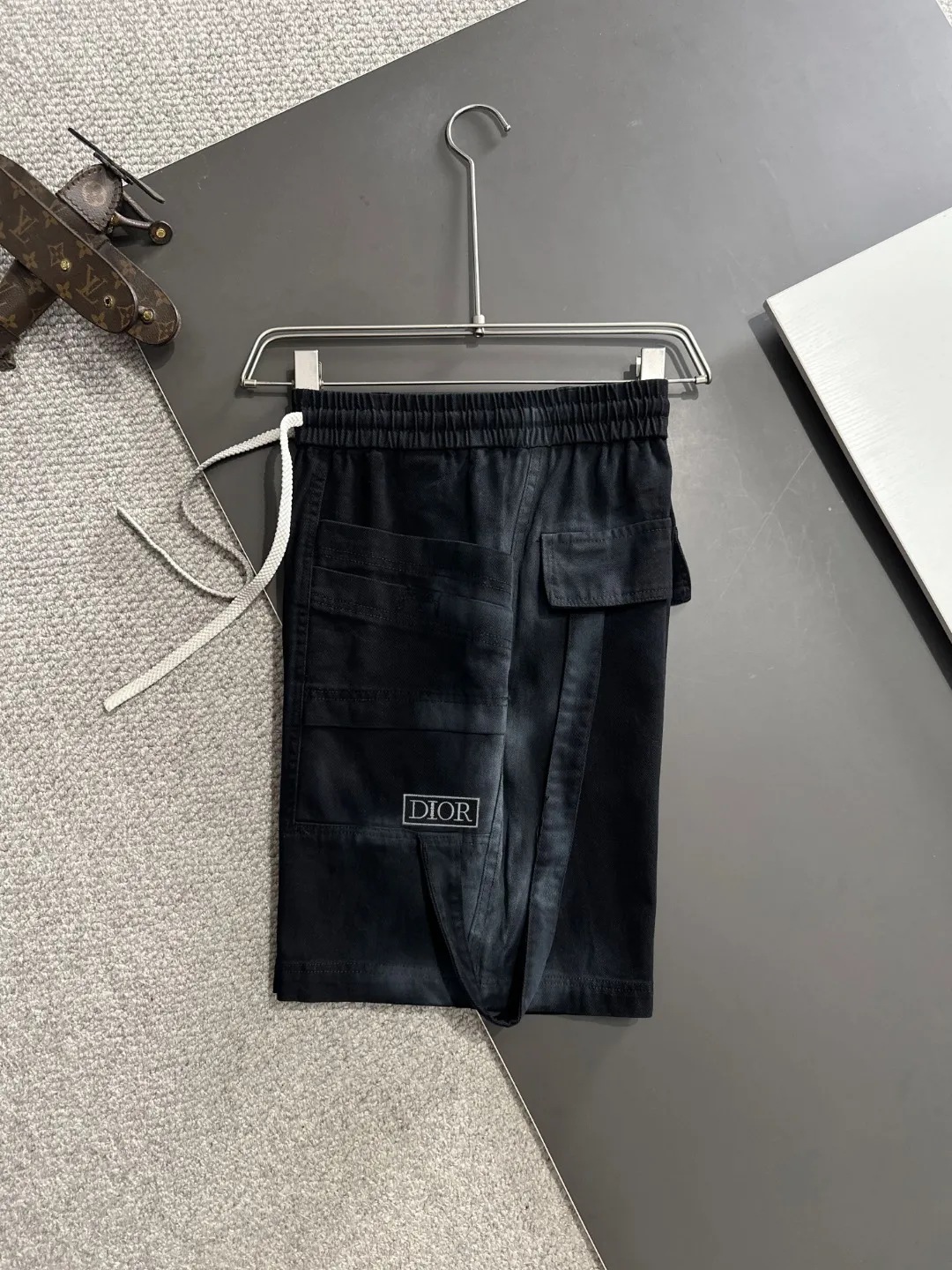 🅿️330 Next day shipping High-end goods Dior 2025 spring and summer new elastic band casual shorts, custom-made fabrics at the counter. High breathability and comfort, impeccable details, brand element design concept, reflecting high quality. It feels delicate and soft! It presents a casual cut and the upper body shape is great! Size: M-4XL