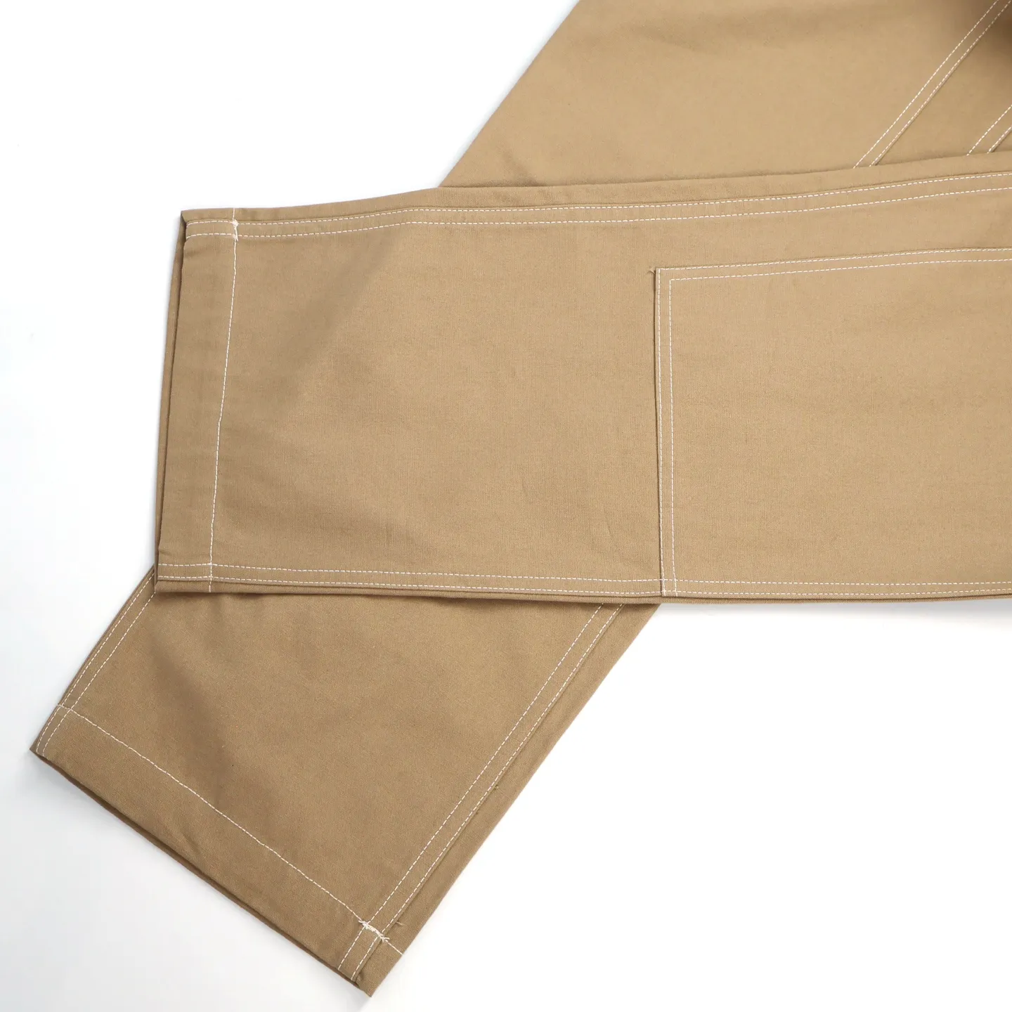 🅿️500 [Exclusive supply] CD small embroidered logging pants (khaki color) Customized soft velvet fine twill cotton brocade, excellent texture, comfortable and skin-friendly. Based on earthy khaki color, imported machine embroidery technology is used. Advanced computer control system and precise mechanical components are used to achieve dior embroidery operations with high precision and smooth and delicate lines. Size:46-48-50-52