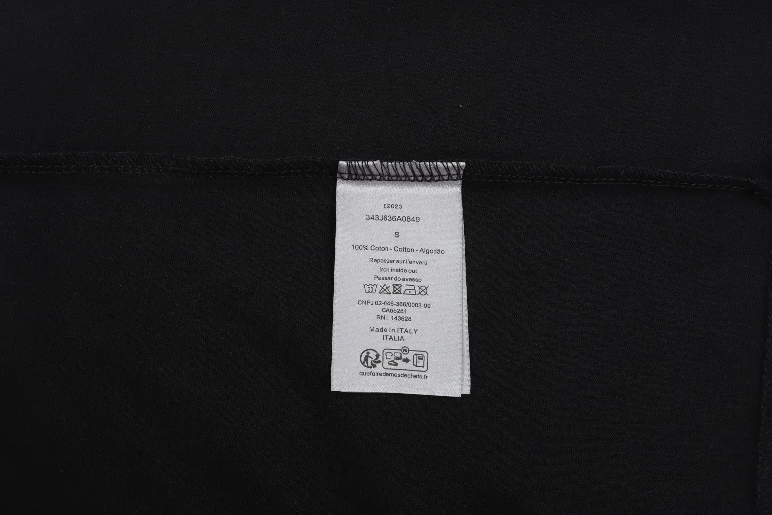 🅿️256 DIOR Di* 2025SS spring and summer new T-shirt. Made of 300 high gram weight pure cotton washed fabric. Three-dimensional 3D imported Tajima embroidery technology. Counter embroidery small logo. Original original logo. Details are in place💯 Color: black white Size: S-XL
