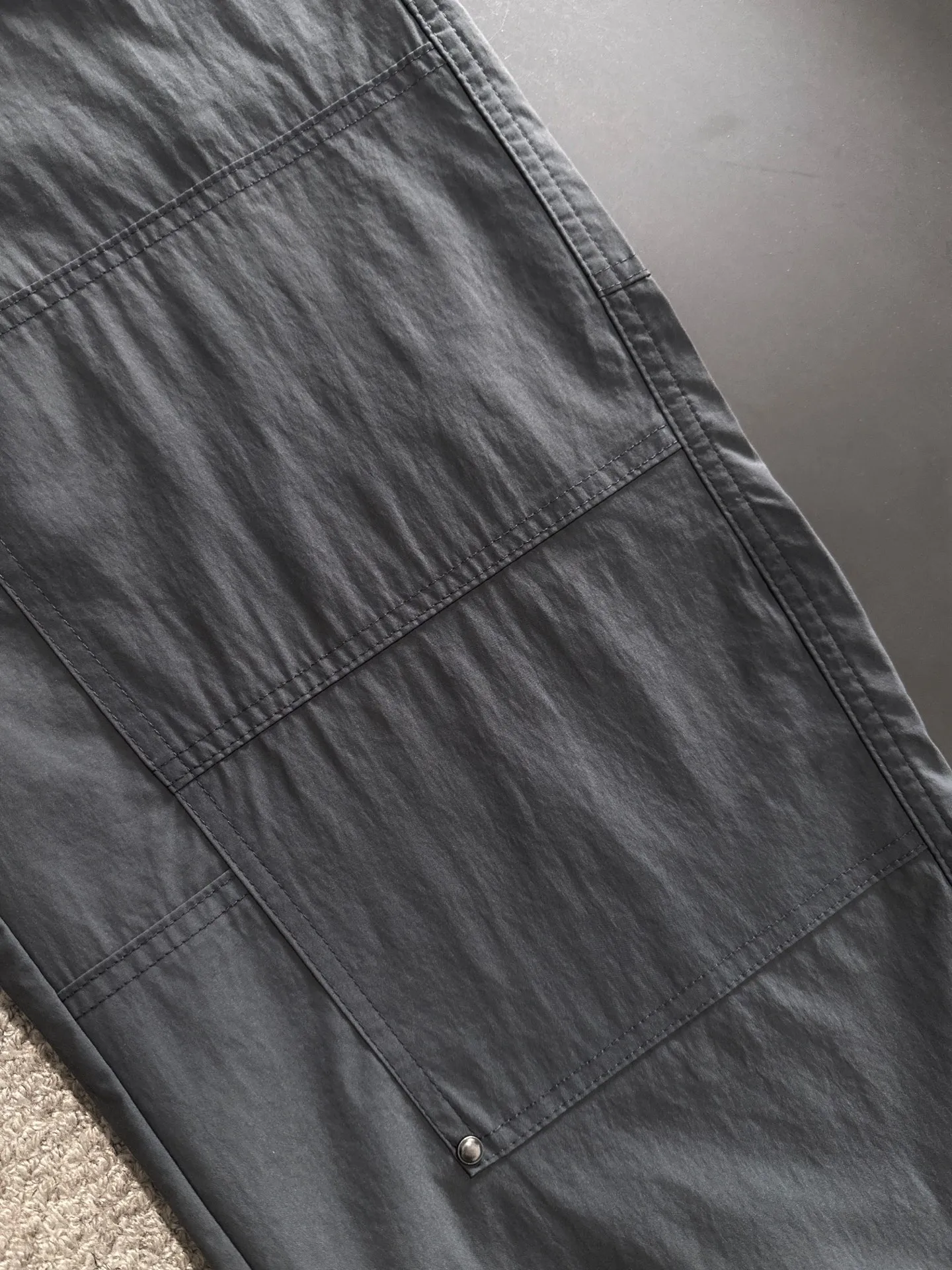 🅿️380 next day shipping Dior 2025 spring and summer new elastic band casual pants, thin counter custom fabrics, high breathability and comfort, impeccable details, brand element design concept, reflecting high quality. It feels delicate and soft! It presents a casual cut and the upper body shape is great! Size: M-4XL