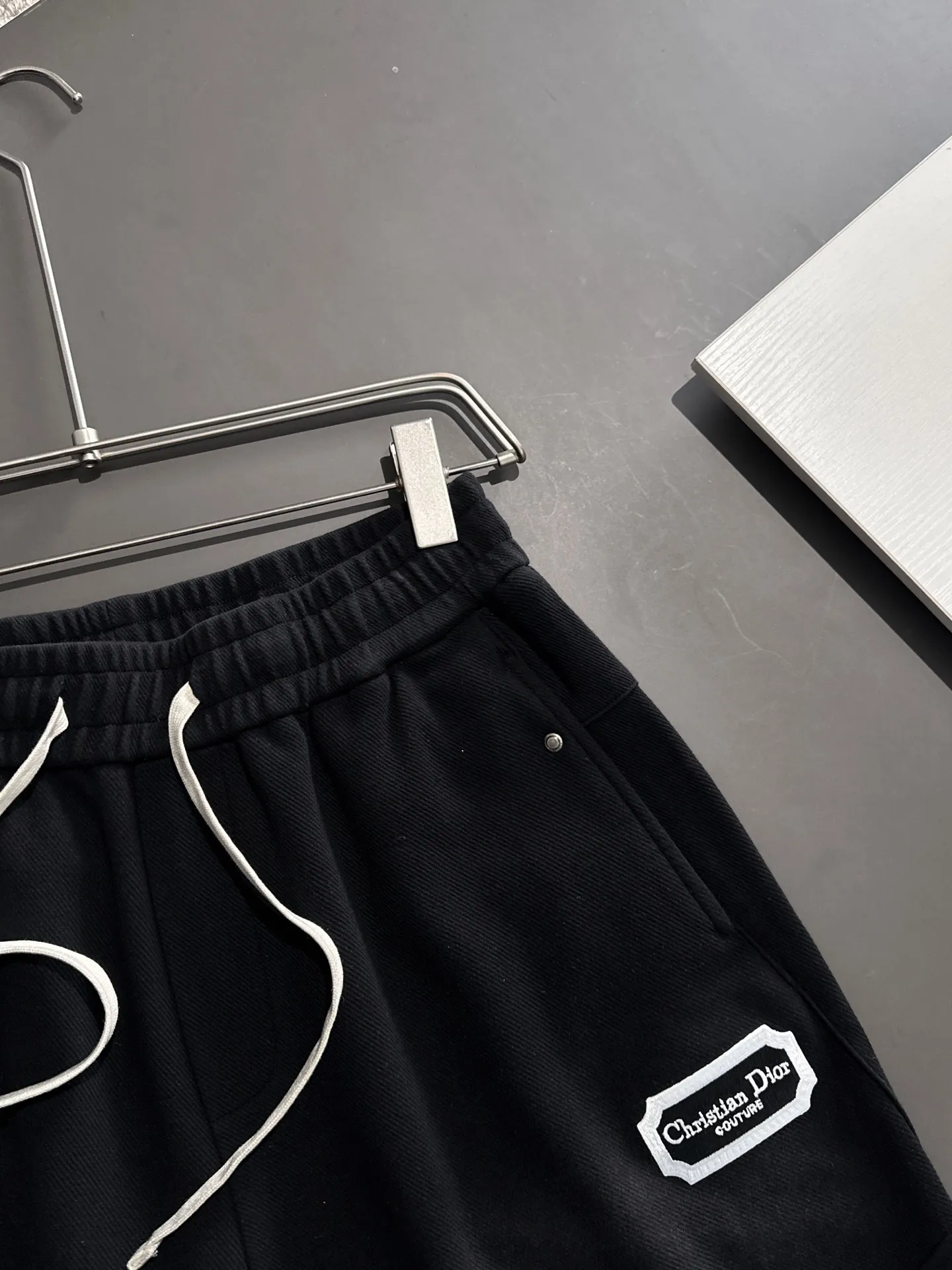 🅿️320 Next day shipping High-end goods Dior 2025 spring and summer new elastic band casual shorts, custom-made fabrics at the counter. High breathability and comfort, impeccable details, brand element design concept, reflecting high quality. It feels delicate and soft! It presents a casual cut and the upper body shape is great! Size: M-4XL